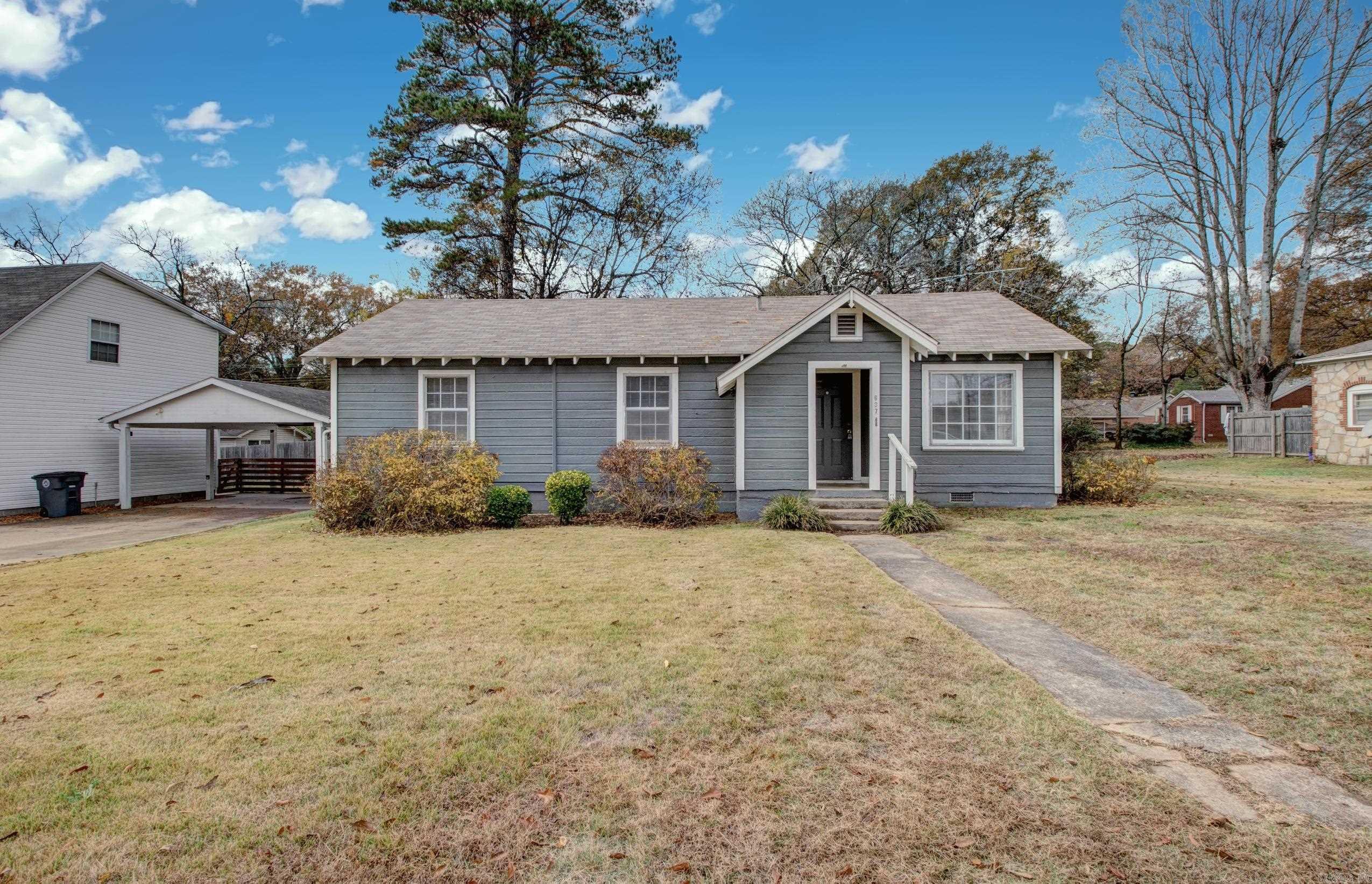 607 James  Searcy, AR