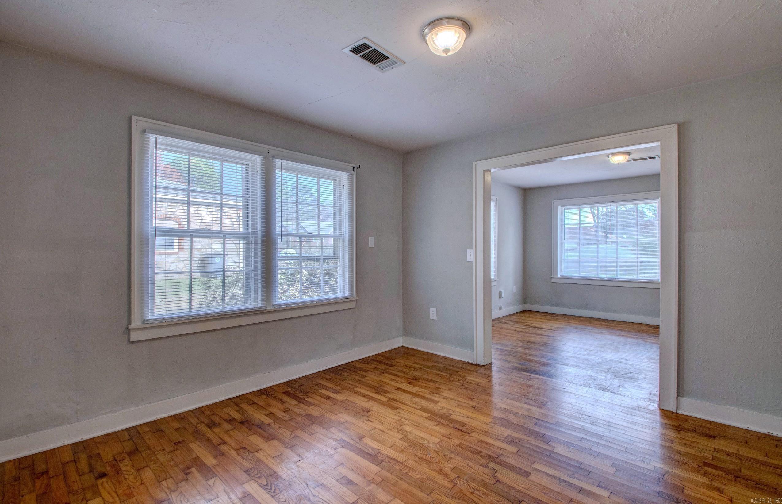 607 James  Searcy, AR