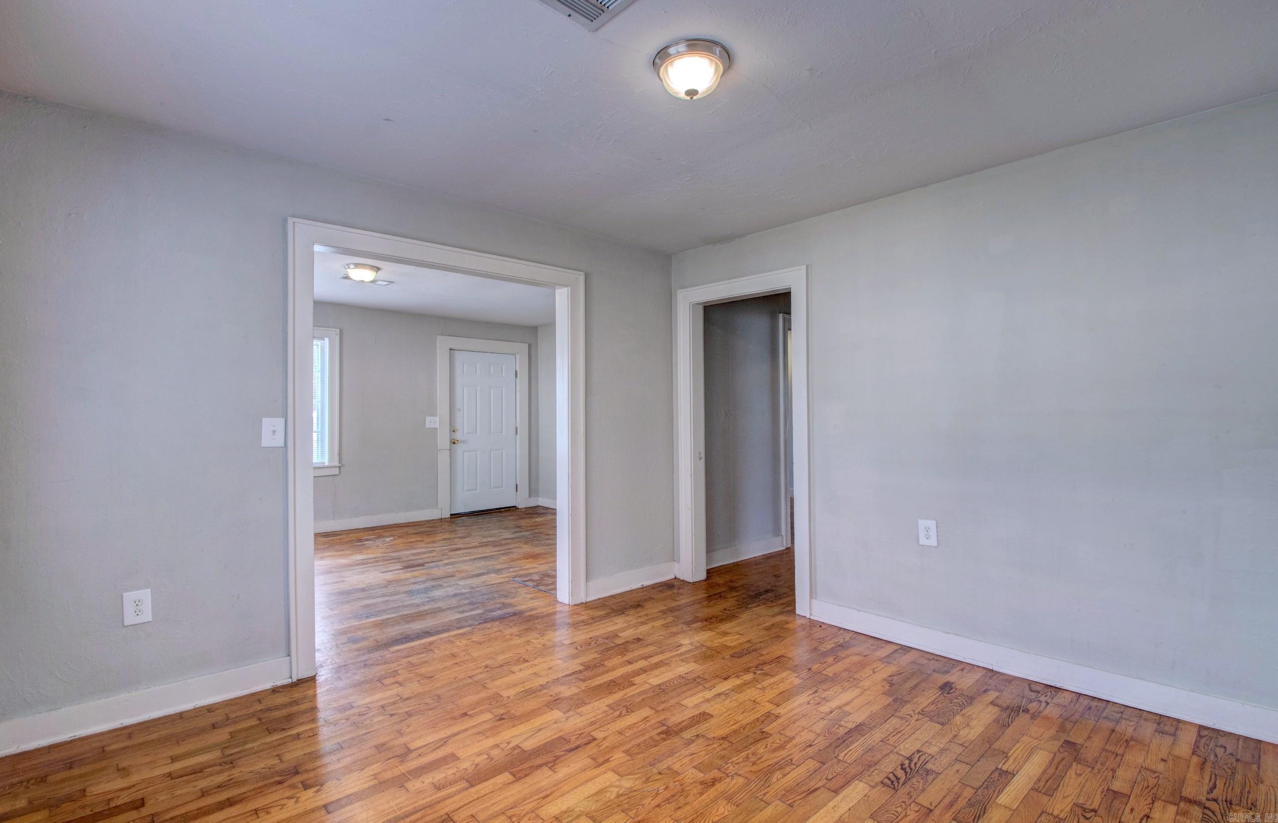 607 James  Searcy, AR