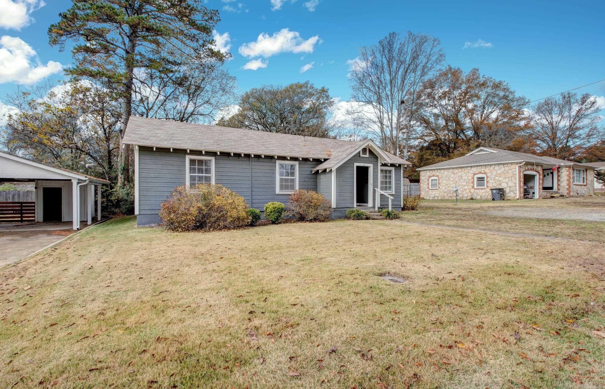 607 James  Searcy, AR