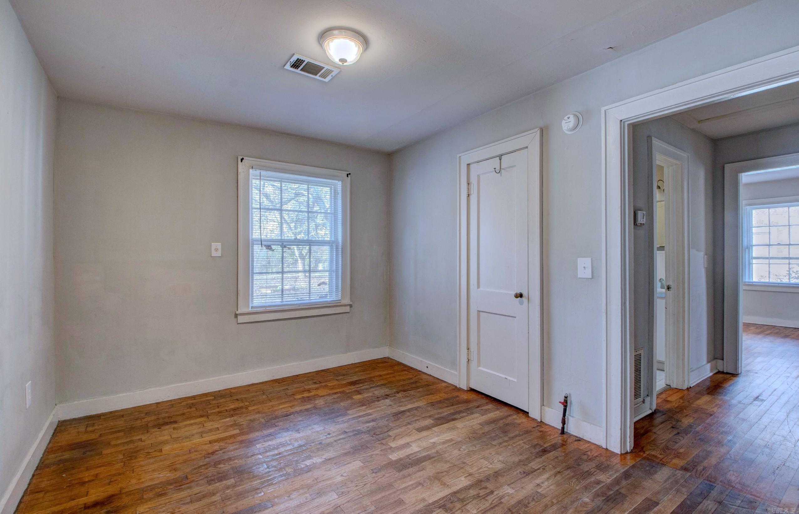 607 James  Searcy, AR