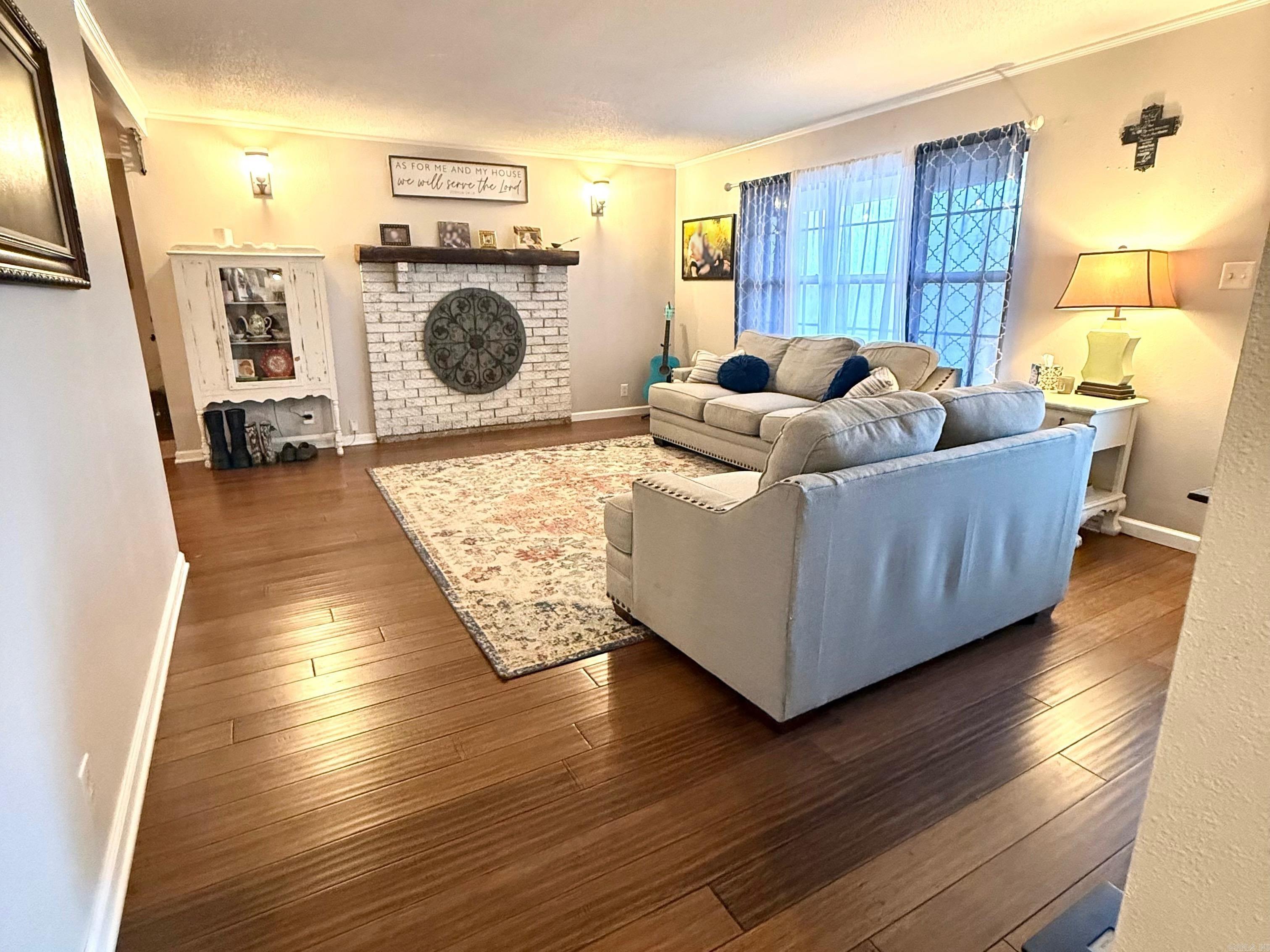 1165 Old Camp  Batesville, AR