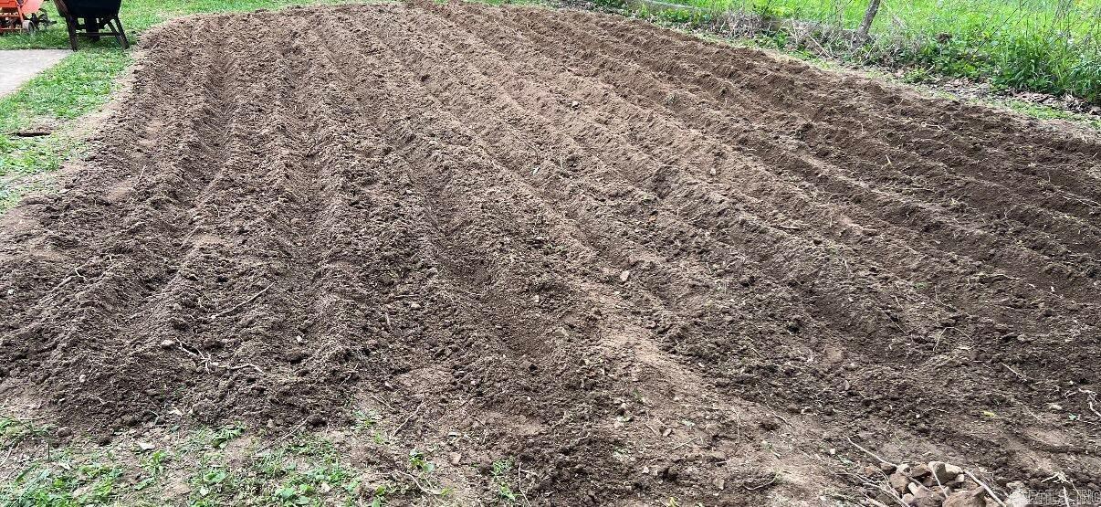 1165 Old Camp  Batesville, AR