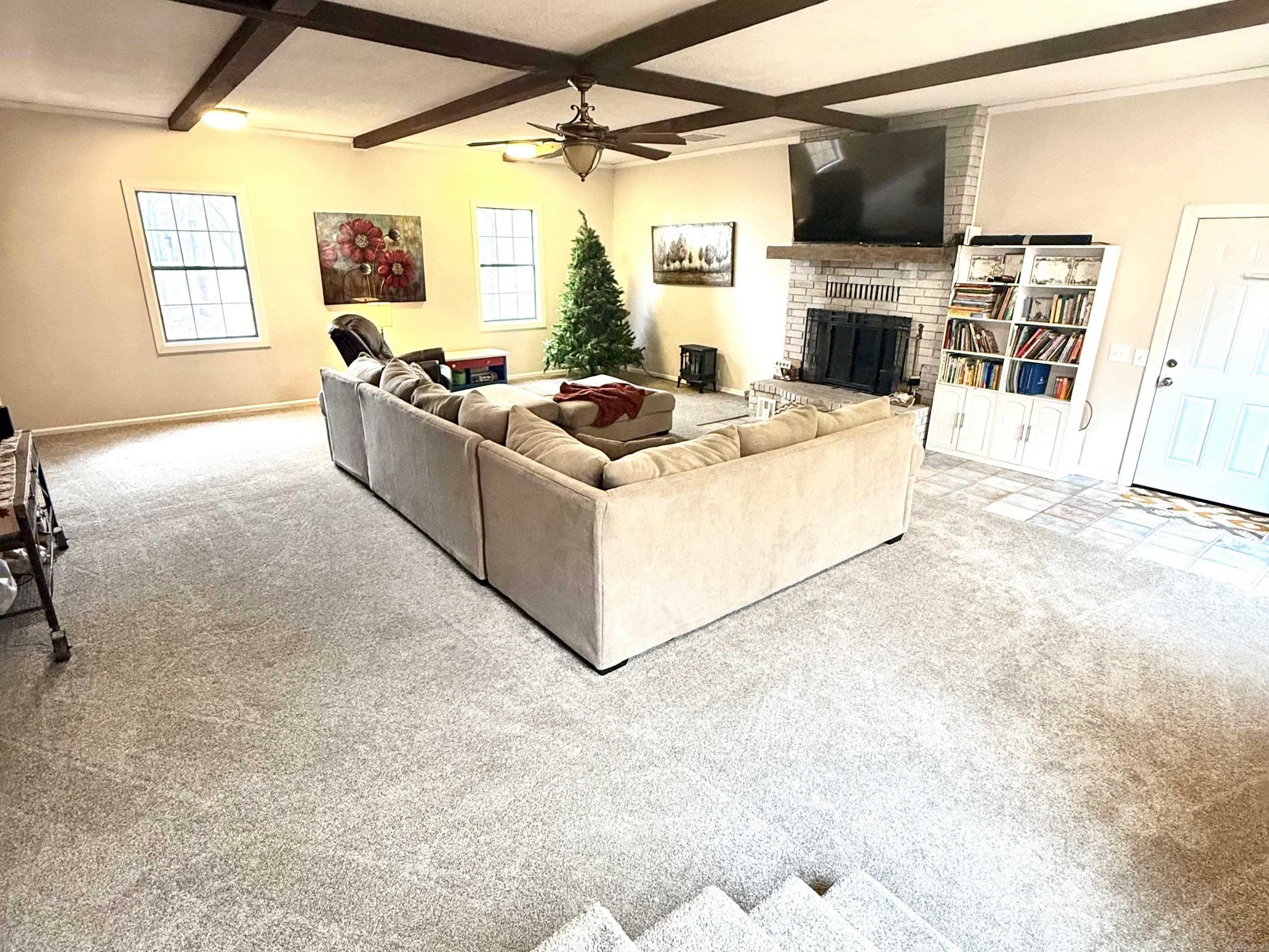 1165 Old Camp  Batesville, AR