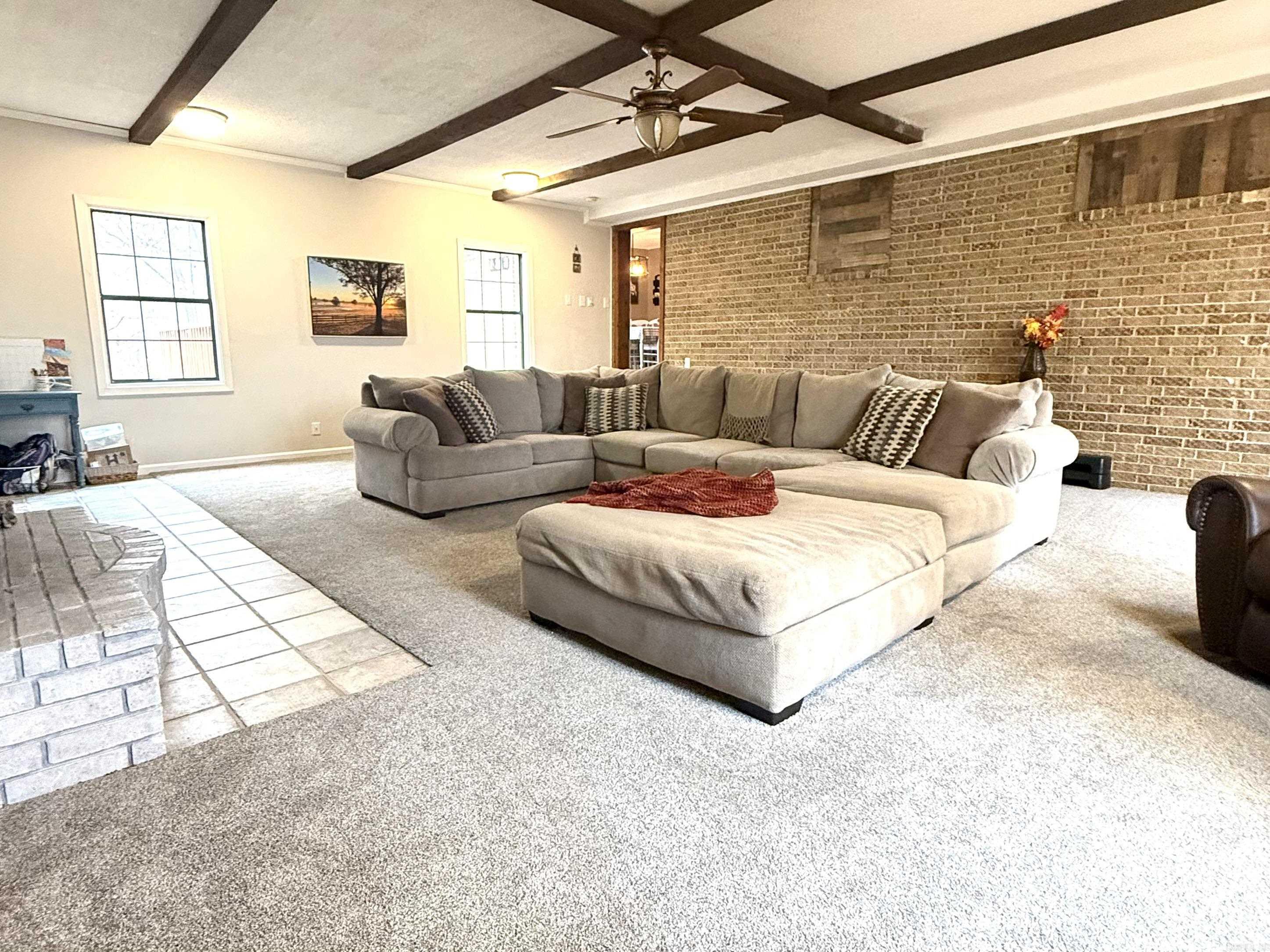 1165 Old Camp  Batesville, AR