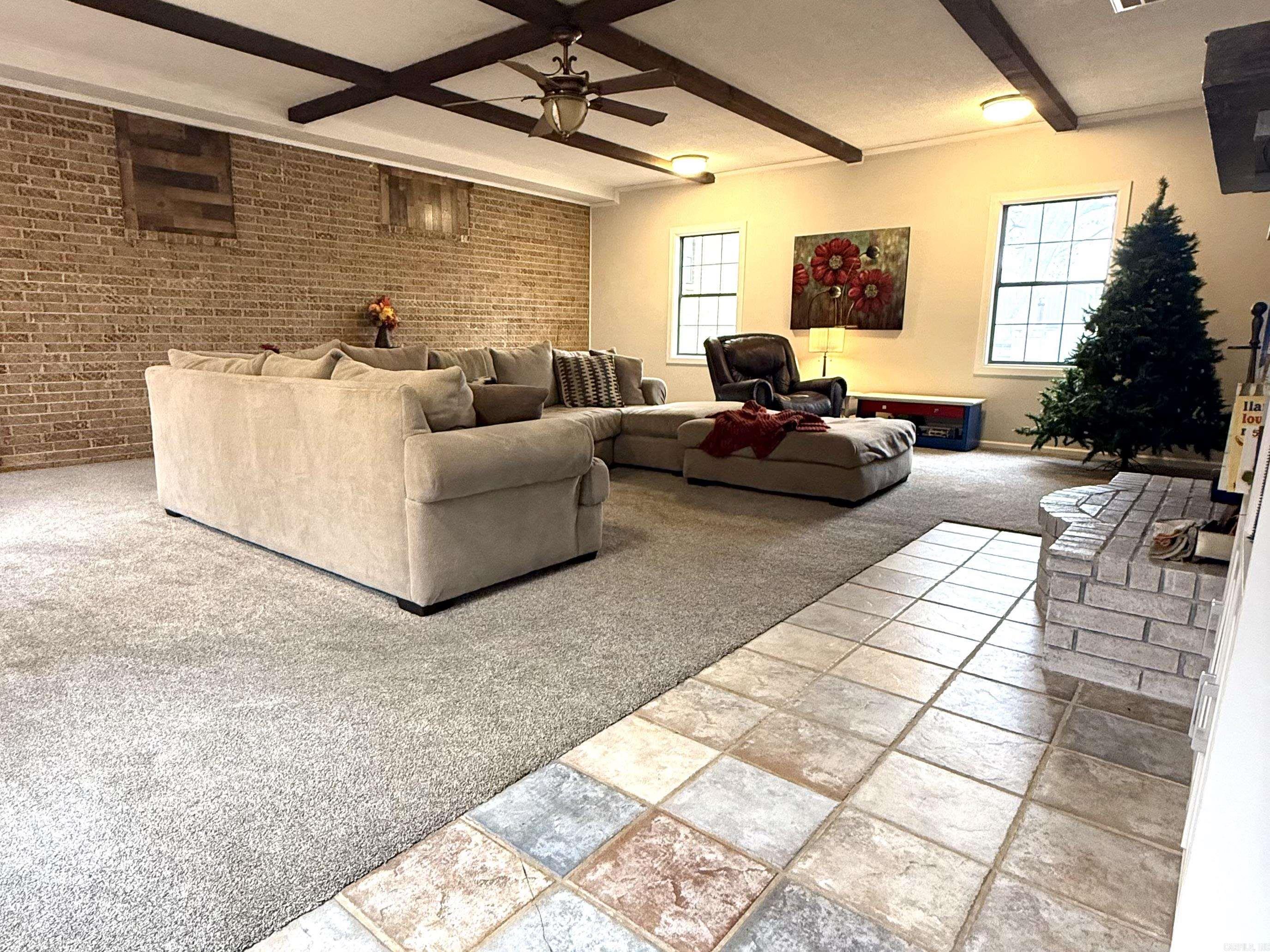 1165 Old Camp  Batesville, AR