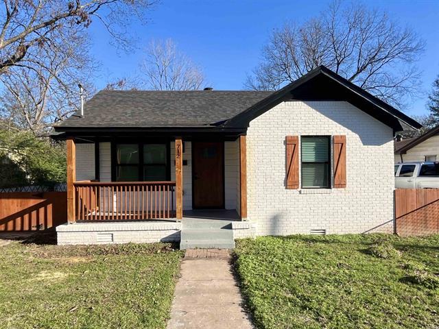 712  Blossom  North Little Rock, AR