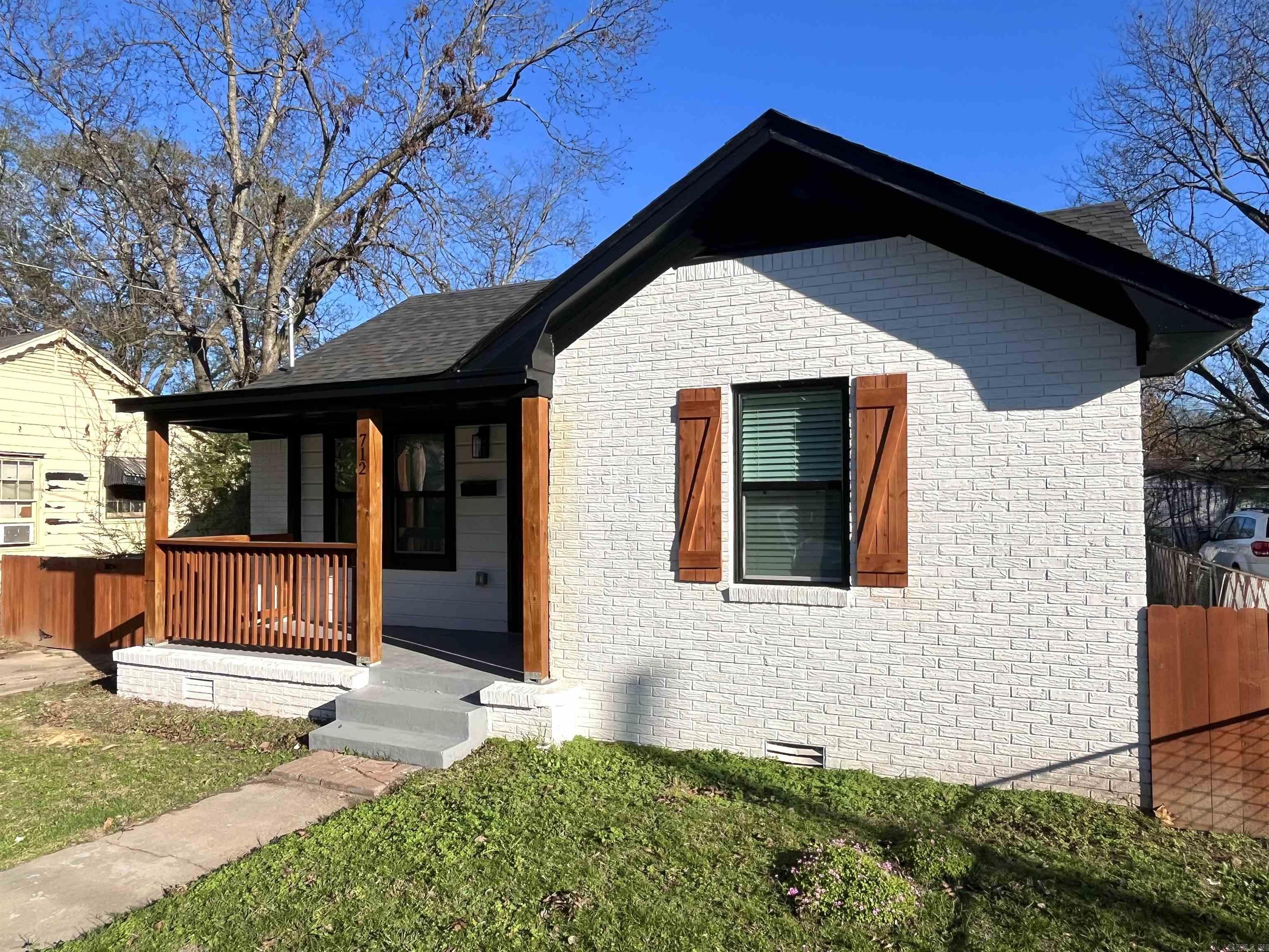 712 Blossom  North Little Rock, AR