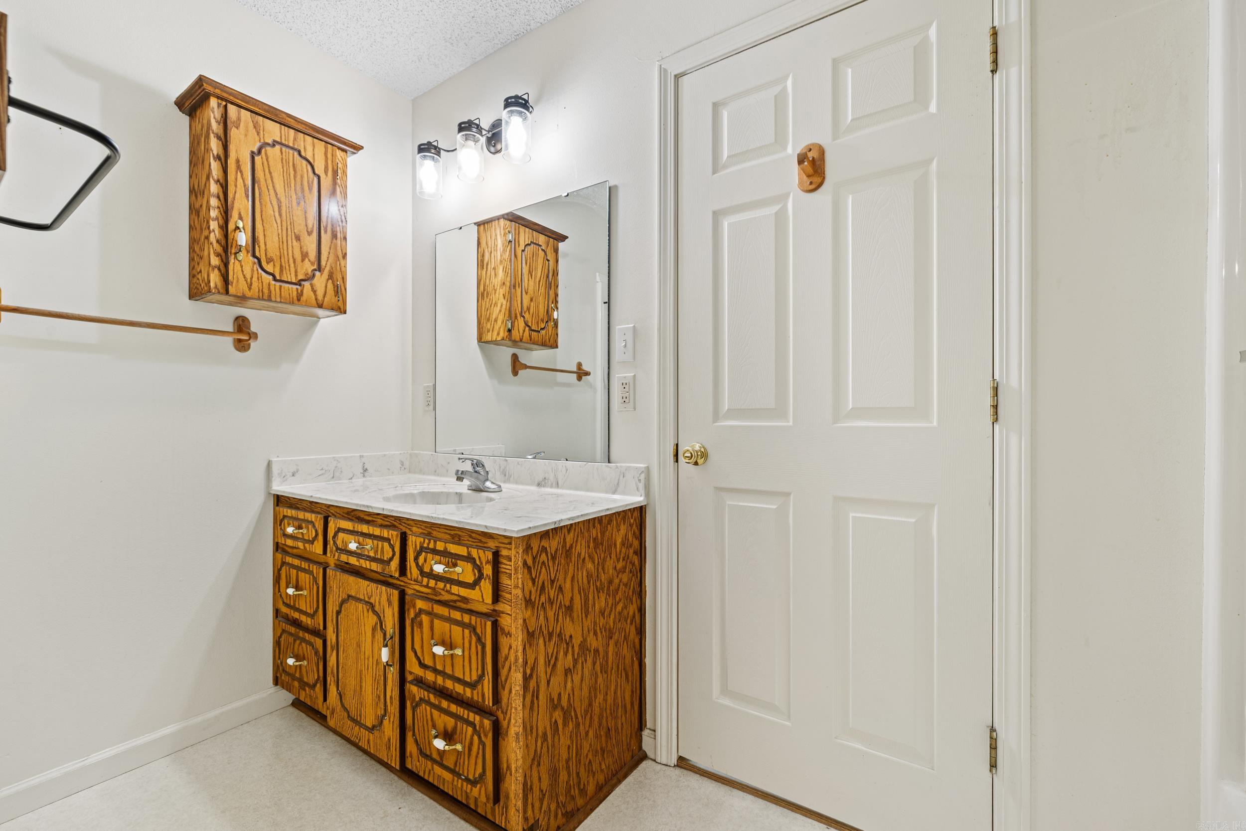 204 Oak View Drive  Cabot, AR