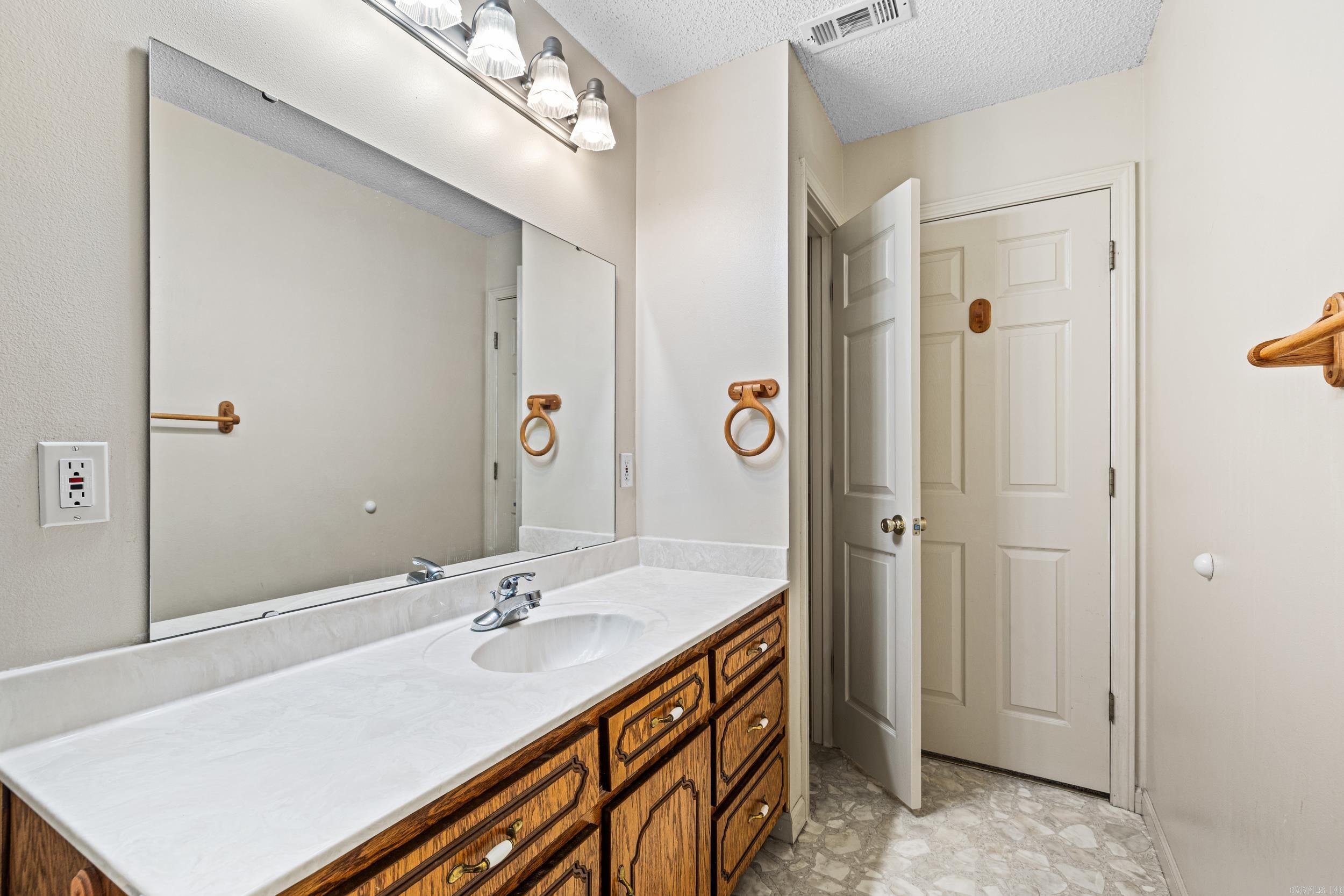 204 Oak View Drive  Cabot, AR