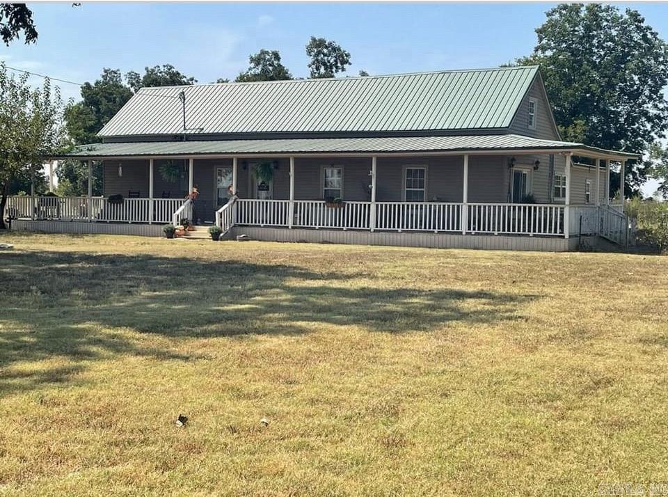 77 Artie Robinson Road  Gillett, AR