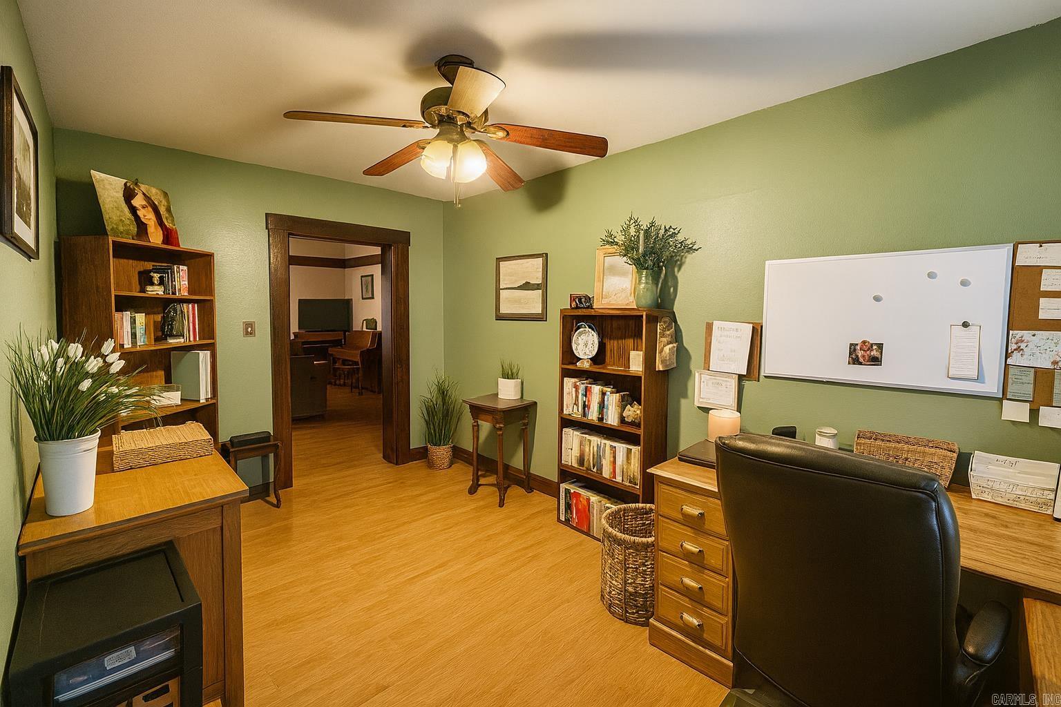 77 Artie Robinson Road  Gillett, AR