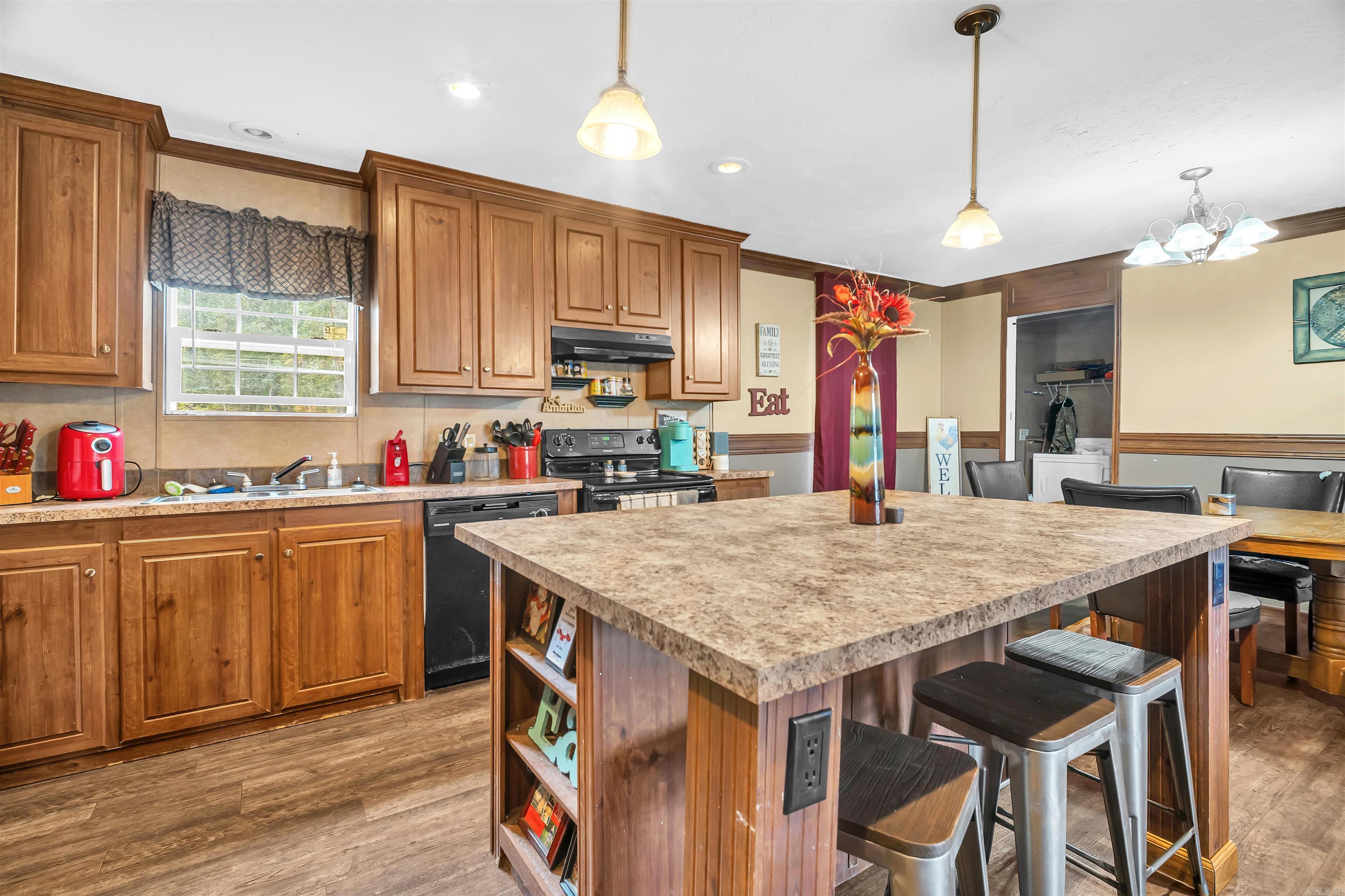 82 Lick Mountain  Center Ridge, AR