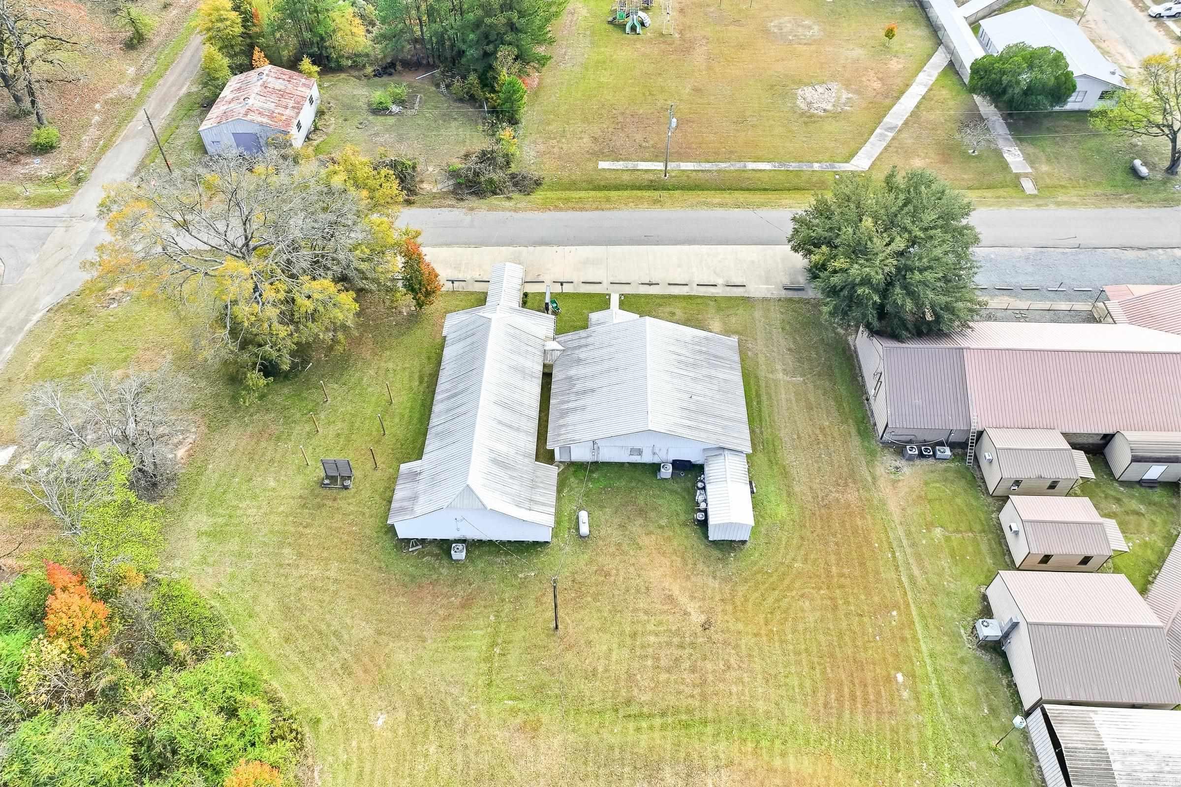 808 Broad  Winthrop, AR