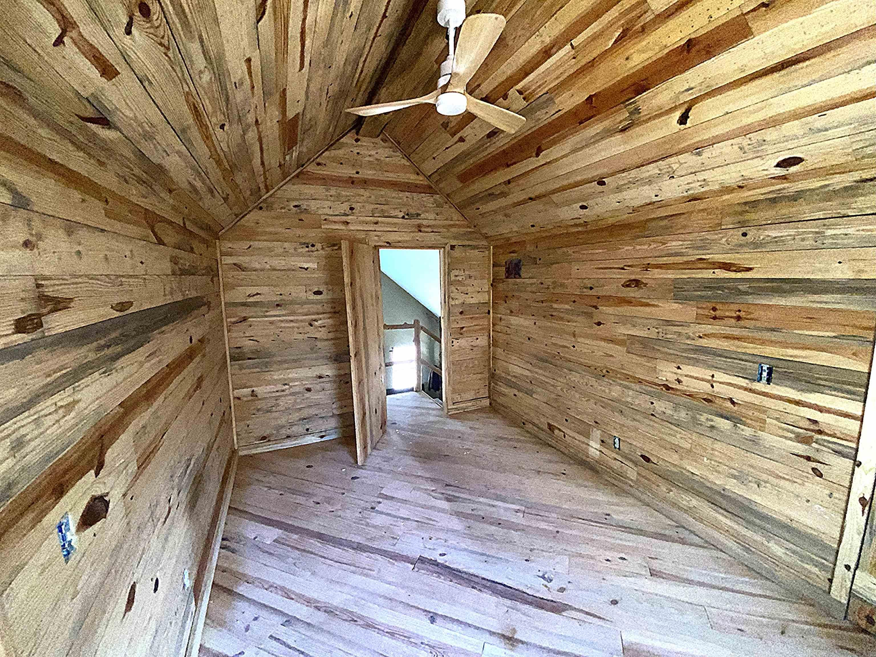 375 Batesville Mountain  Damascus, AR