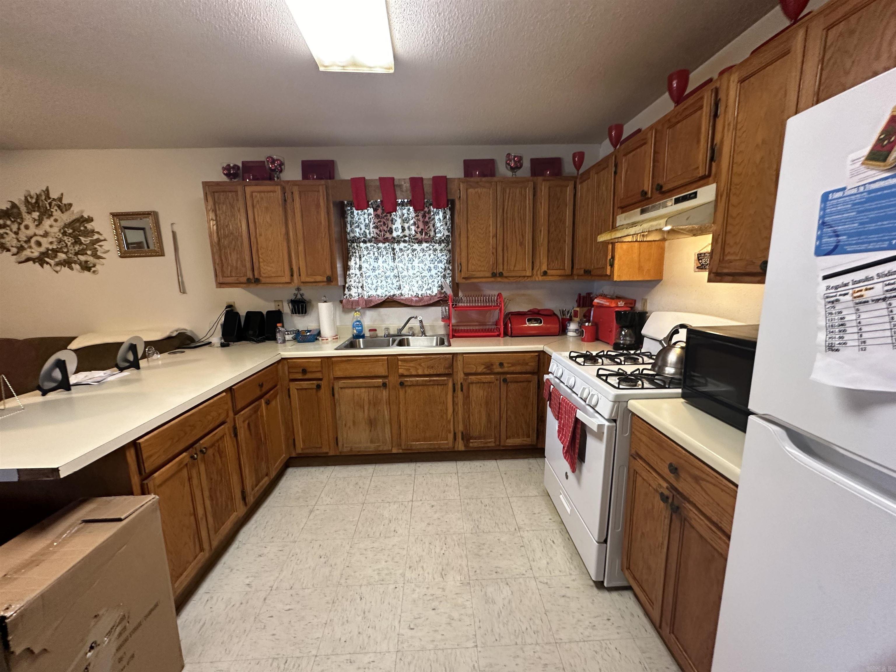 201 S 2nd  McGehee, AR