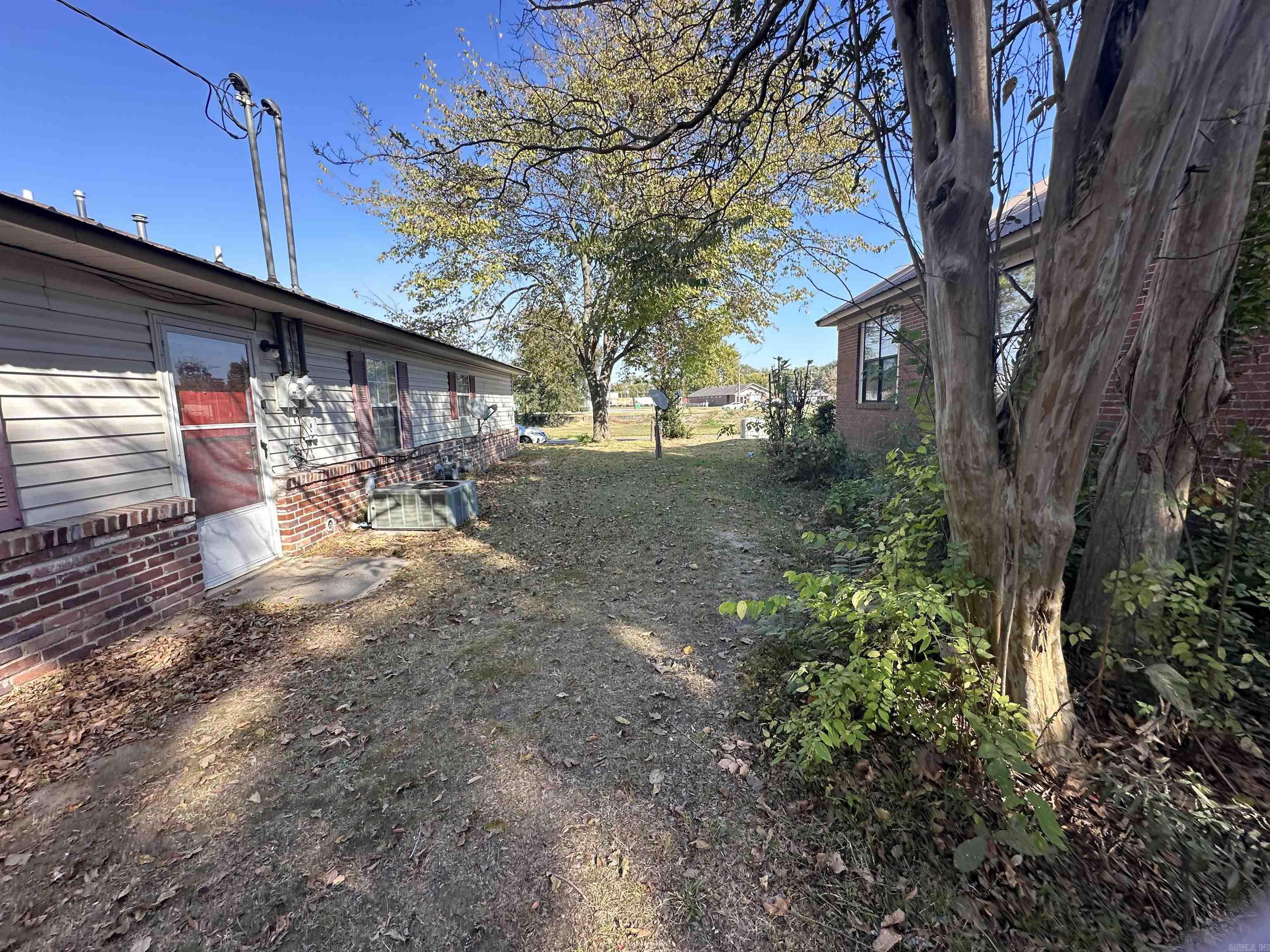 201 S 2nd  McGehee, AR