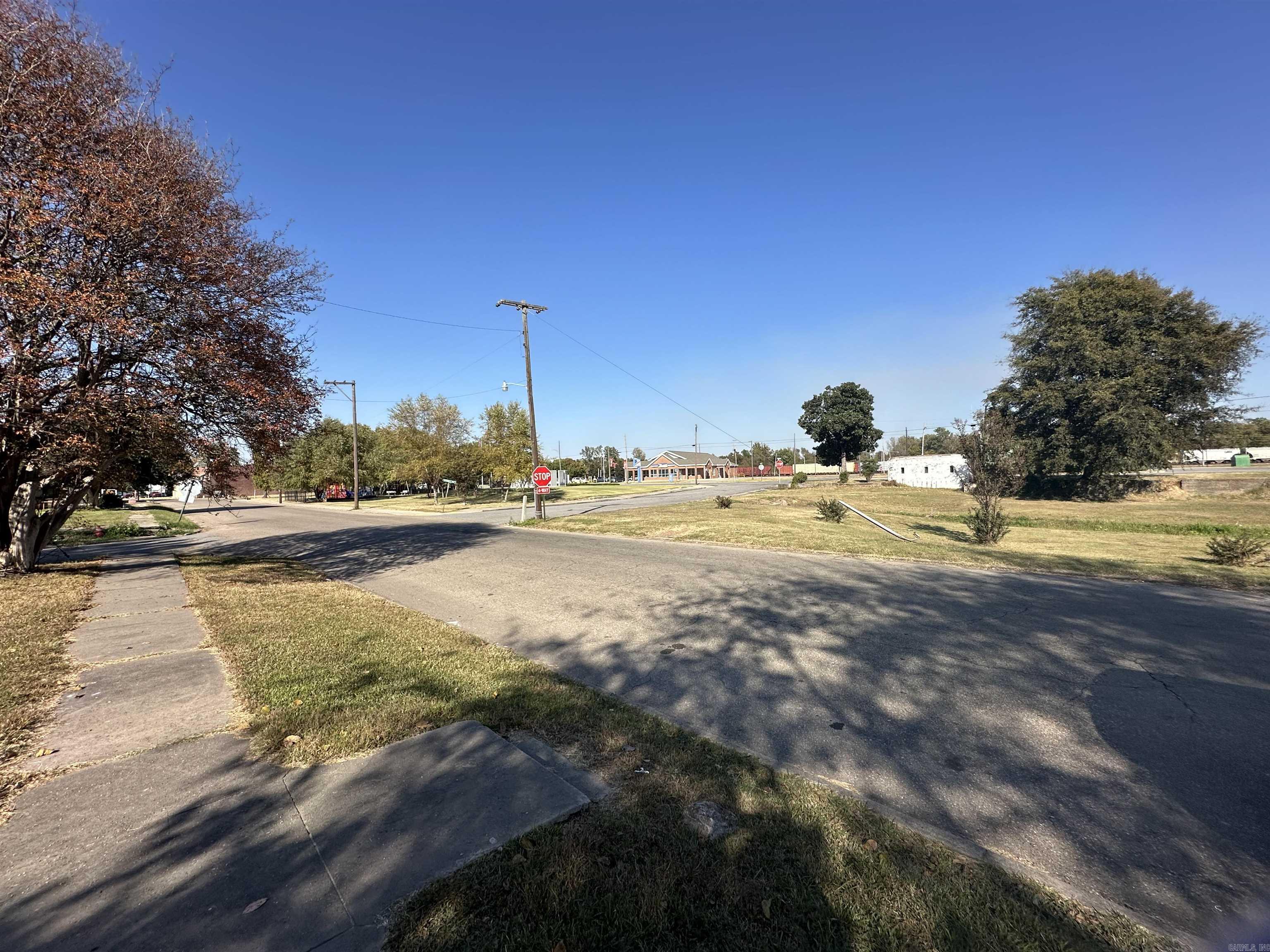 201 S 2nd  McGehee, AR