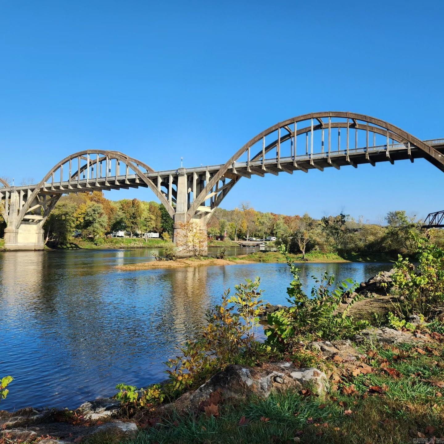 000 Fox Chase  Flippin, AR