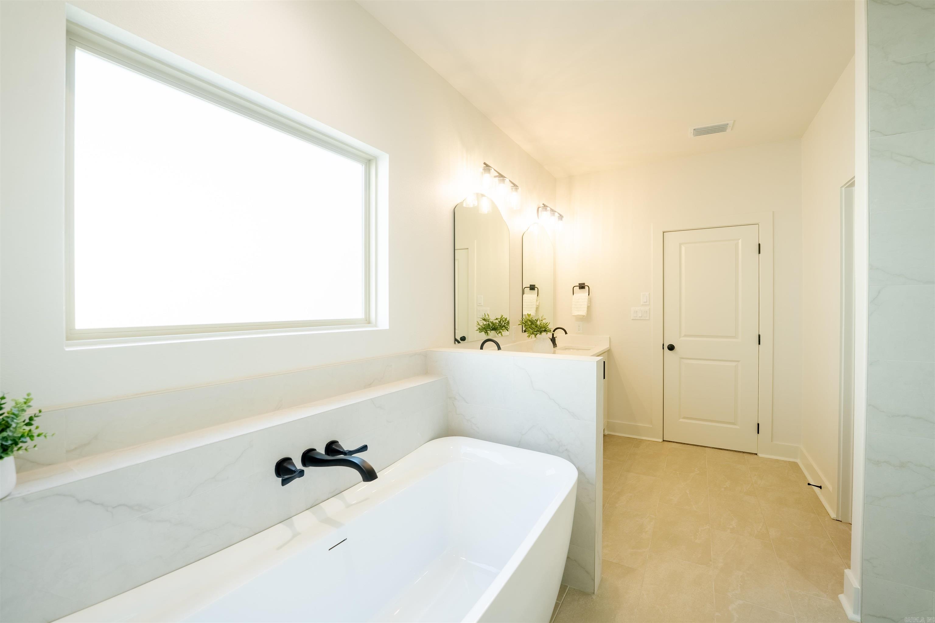 15116 Matterhorn  Maumelle, AR