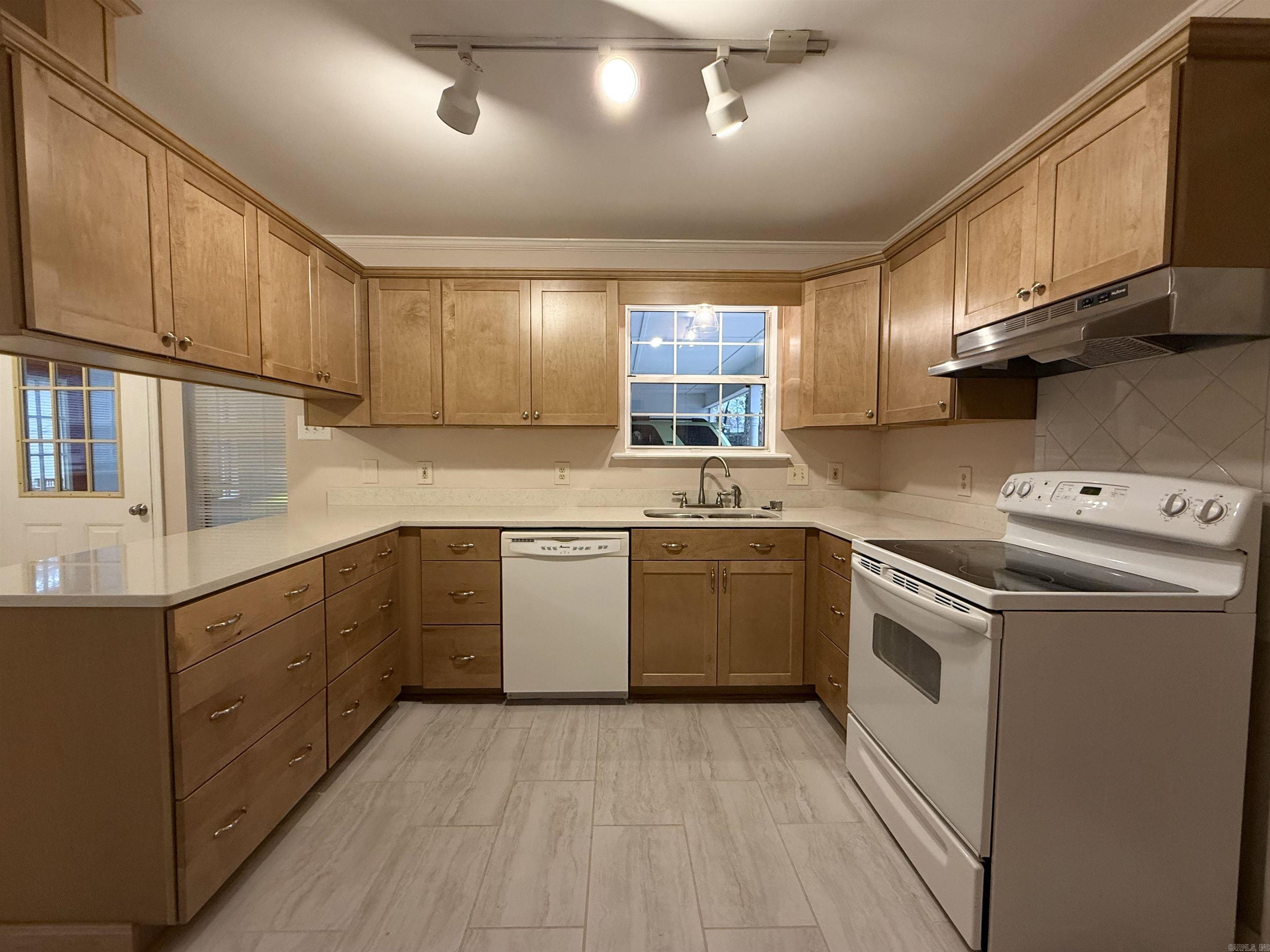 11 Suncrest  Cabot, AR