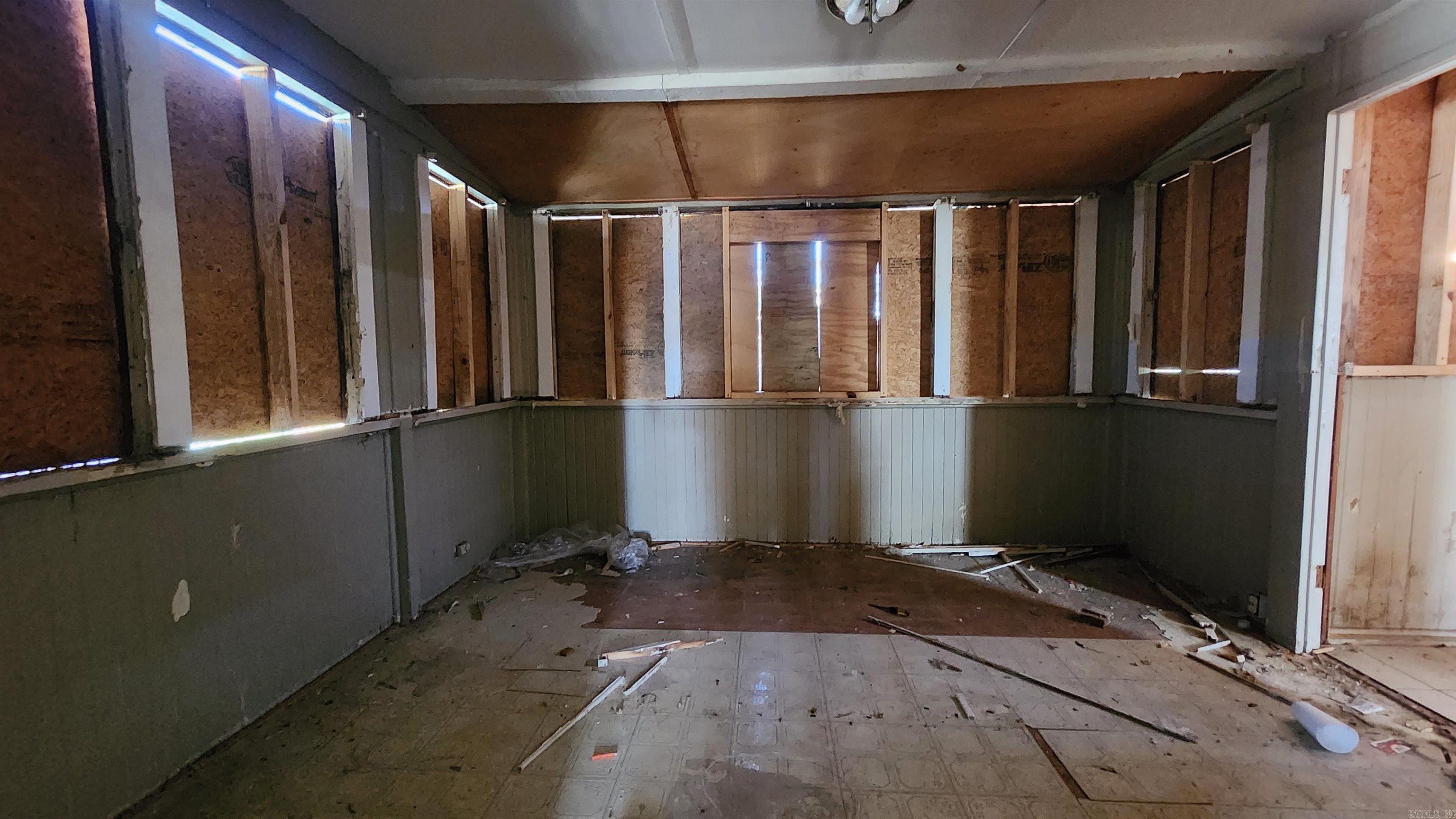 2323 S Valmar  Little Rock, AR