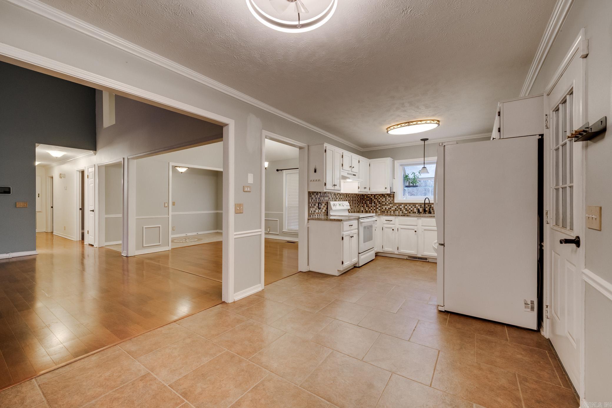 22 Sun Valley  Cabot, AR