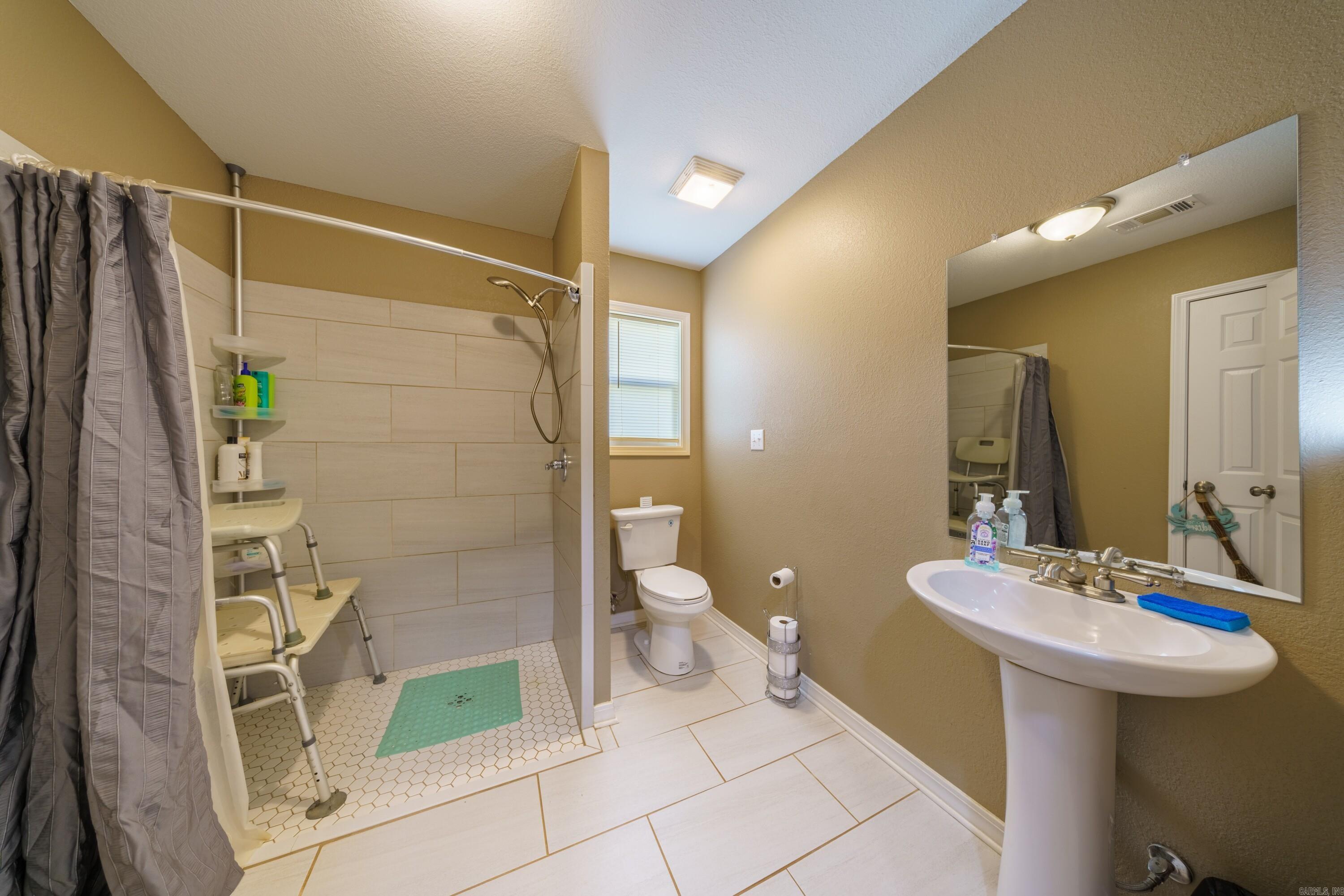 800 Strawberry River Road  Smithville, AR