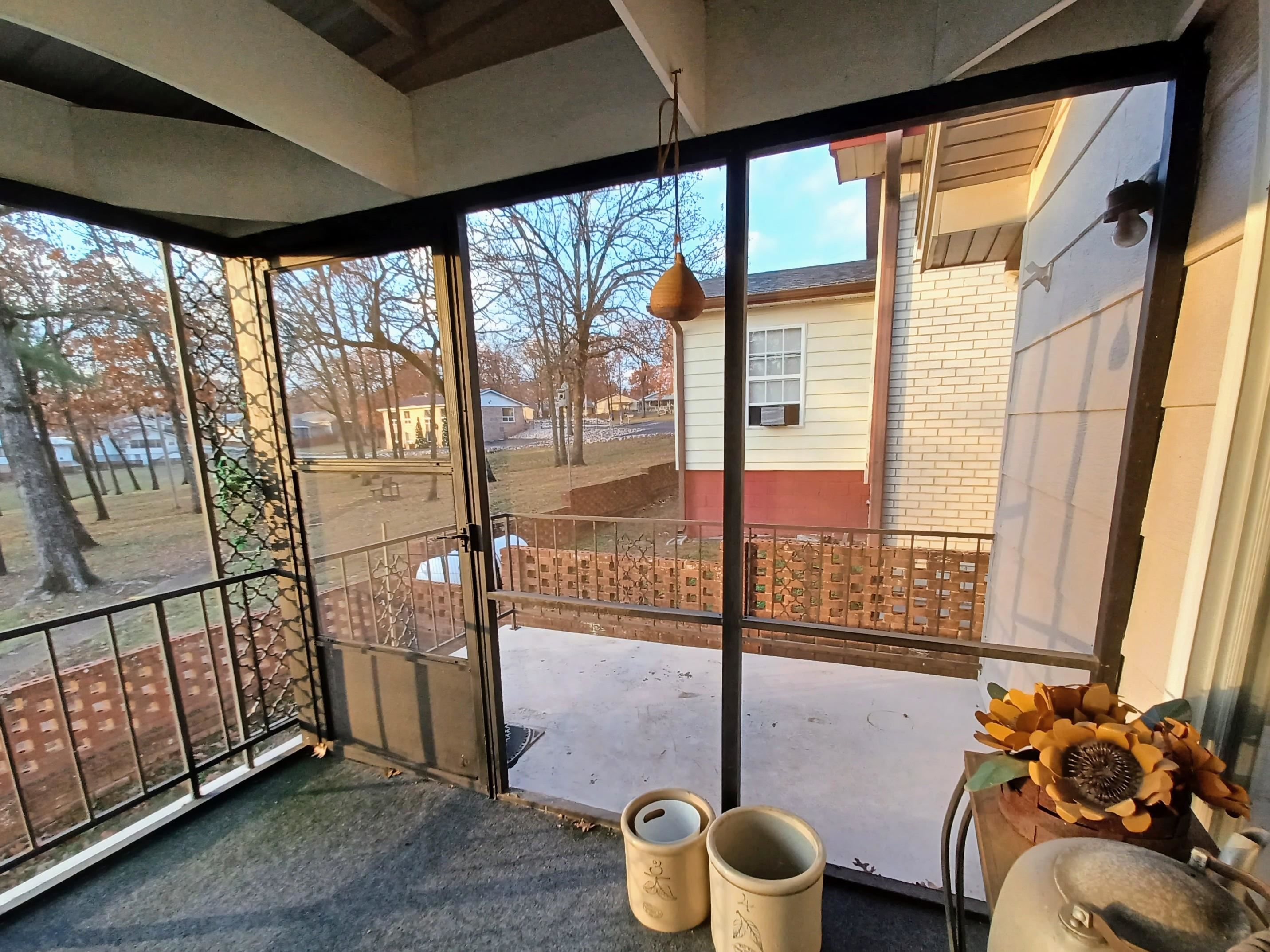 305 S Nightingale  Horseshoe Bend, AR