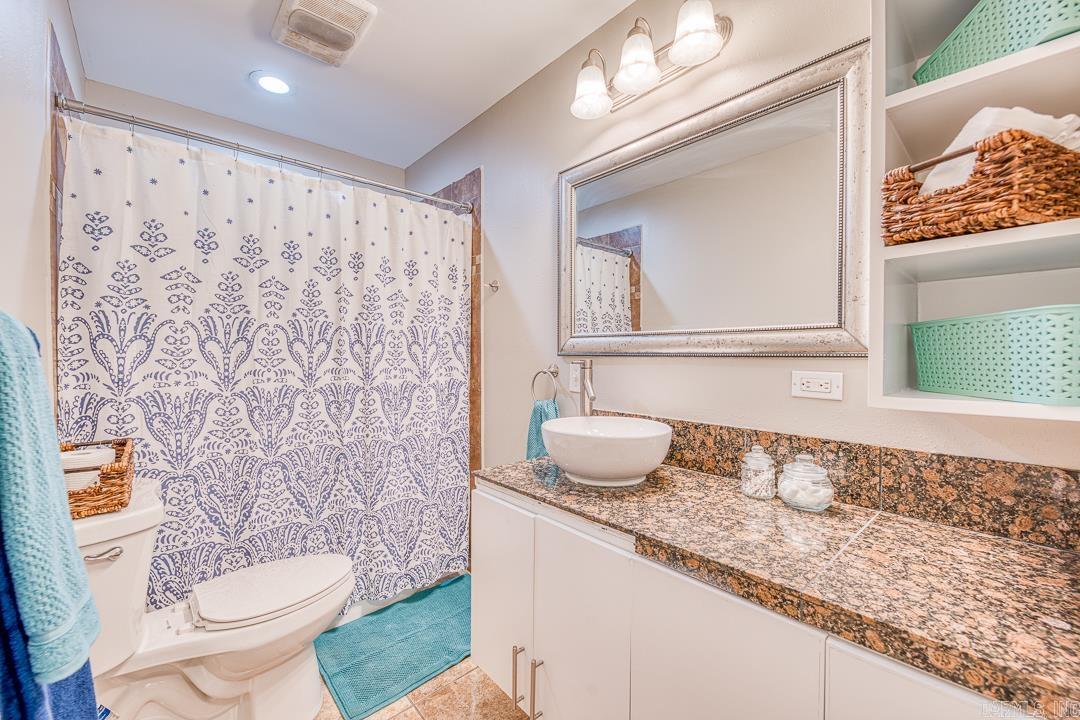 507 UAMS BLVD  Little Rock, AR