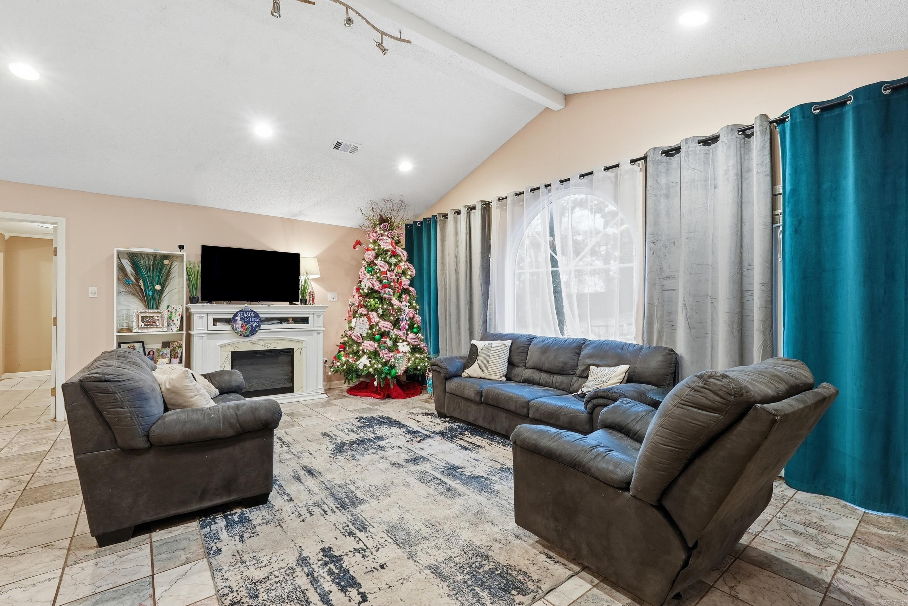 4 Yazoo  Maumelle, AR