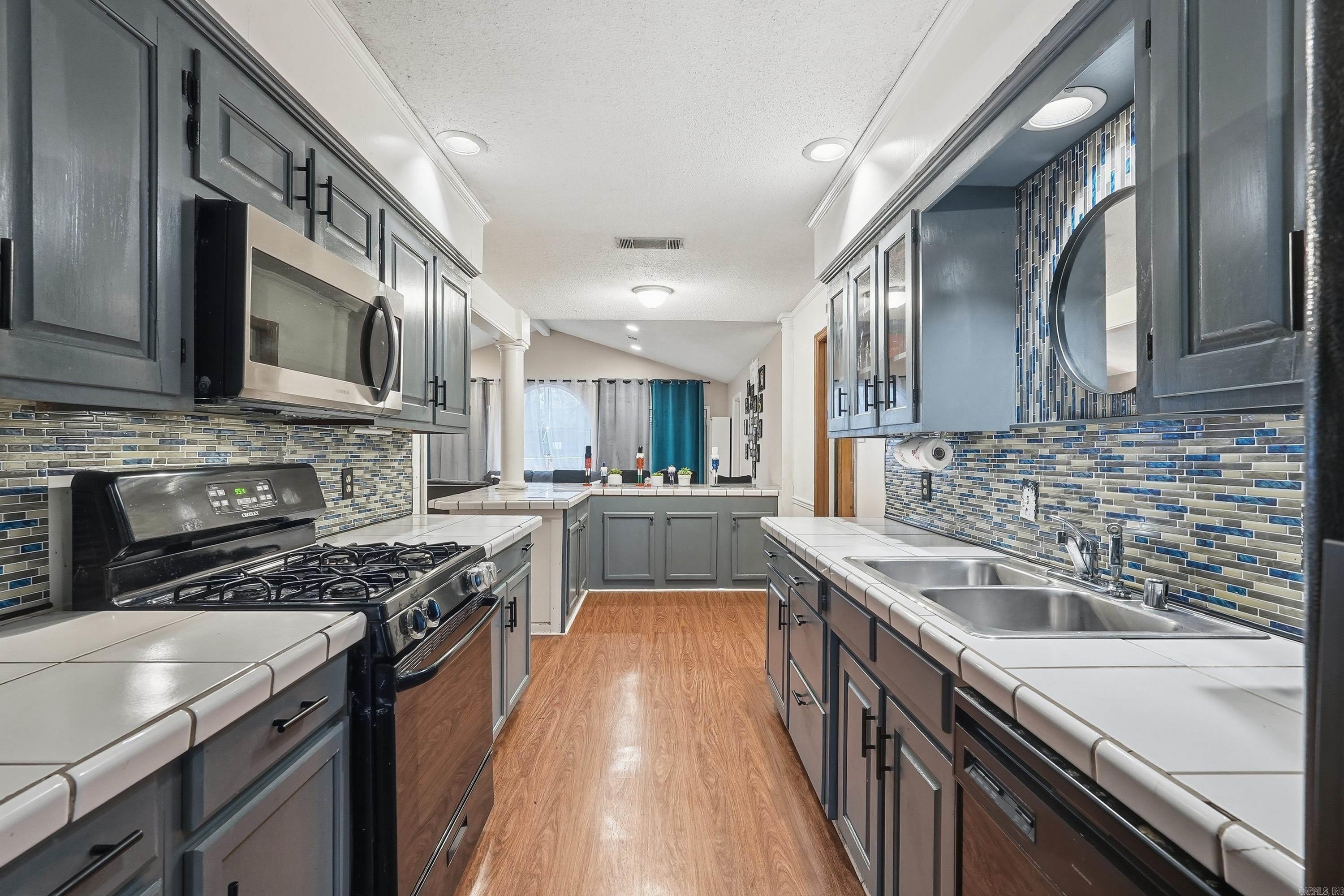 4 Yazoo  Maumelle, AR