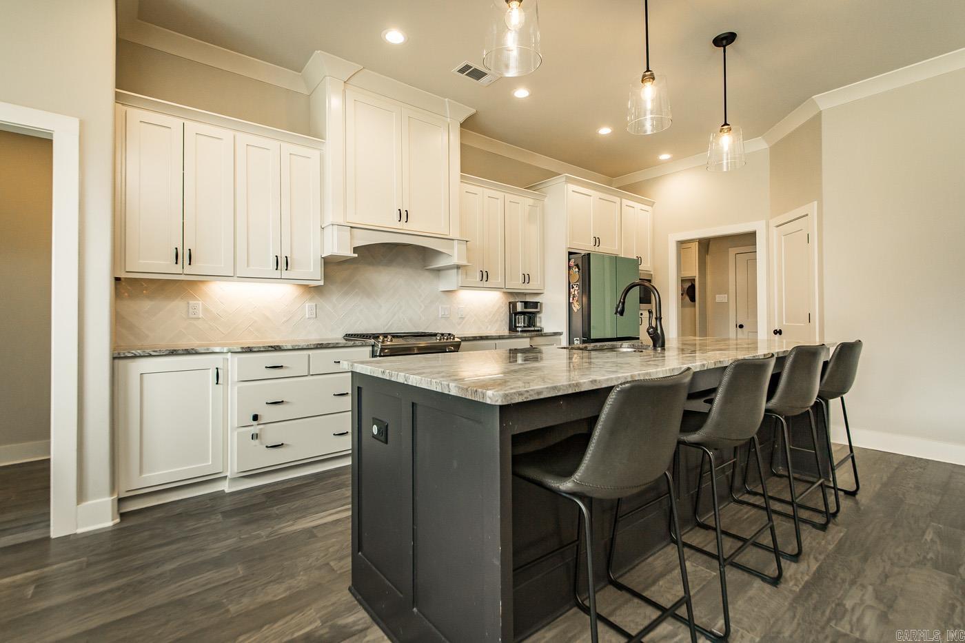 837 Oak Forest  Sherwood, AR