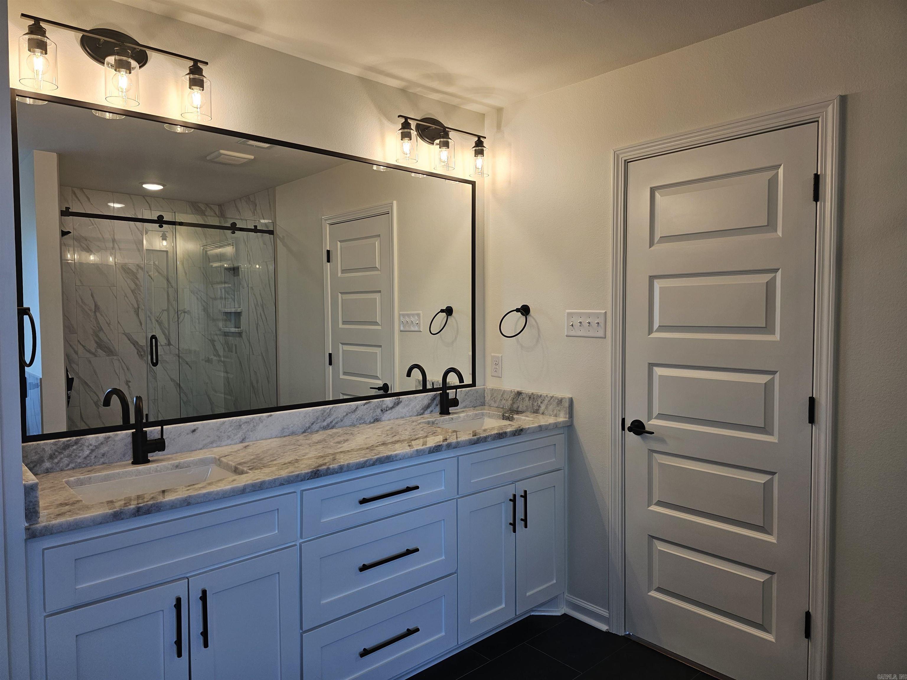 180 Kelton  Hensley, AR