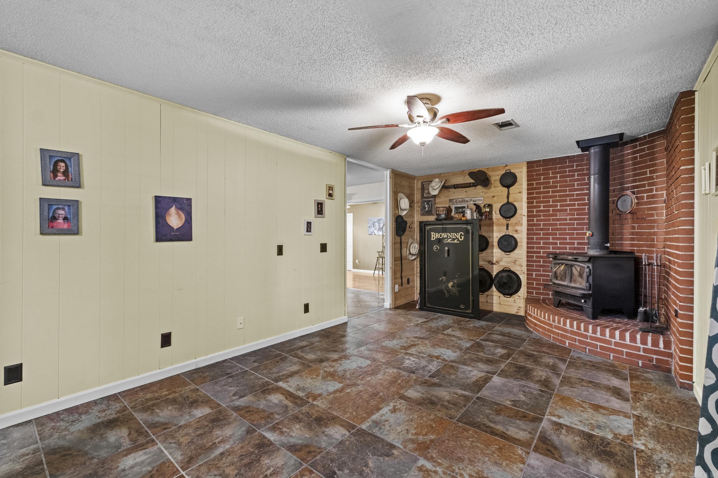 101 Mobley  Searcy, AR