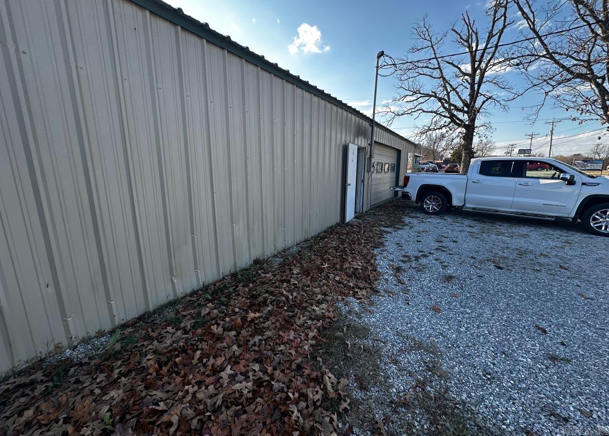 1940 W Main  Mountain View, AR