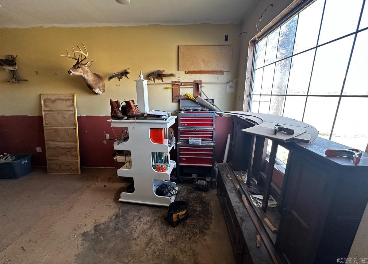 1940 W Main  Mountain View, AR