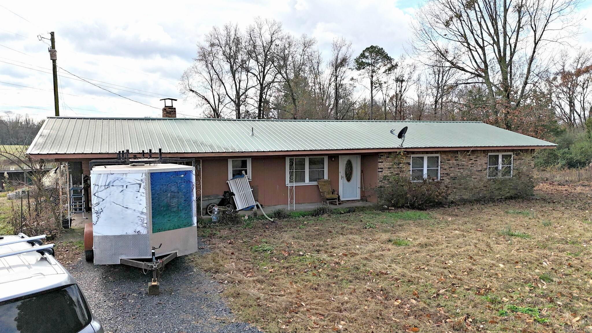 132 Polk Road 36  Hatfield, AR