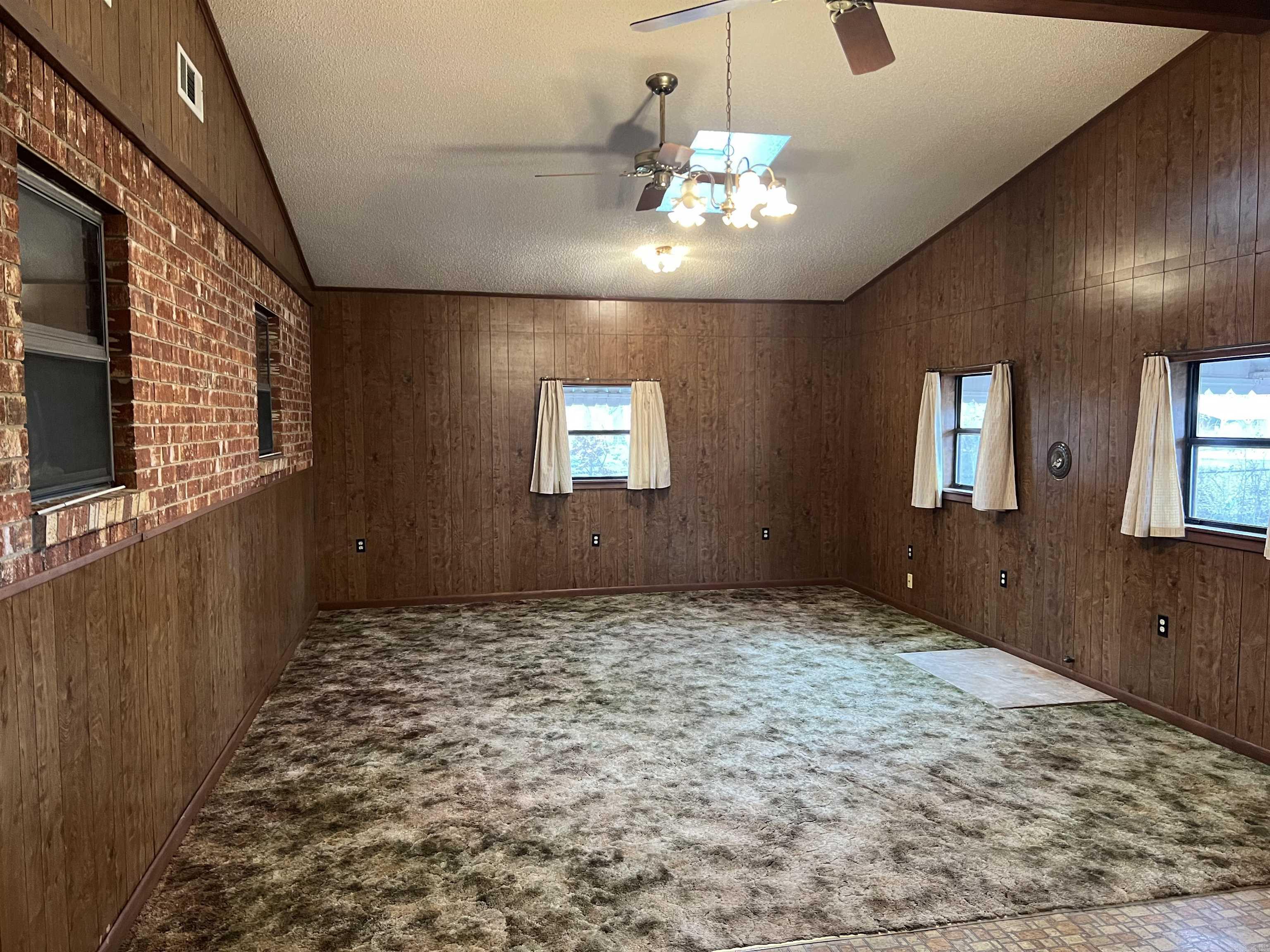 556 Davidson Rd  Beebe, AR