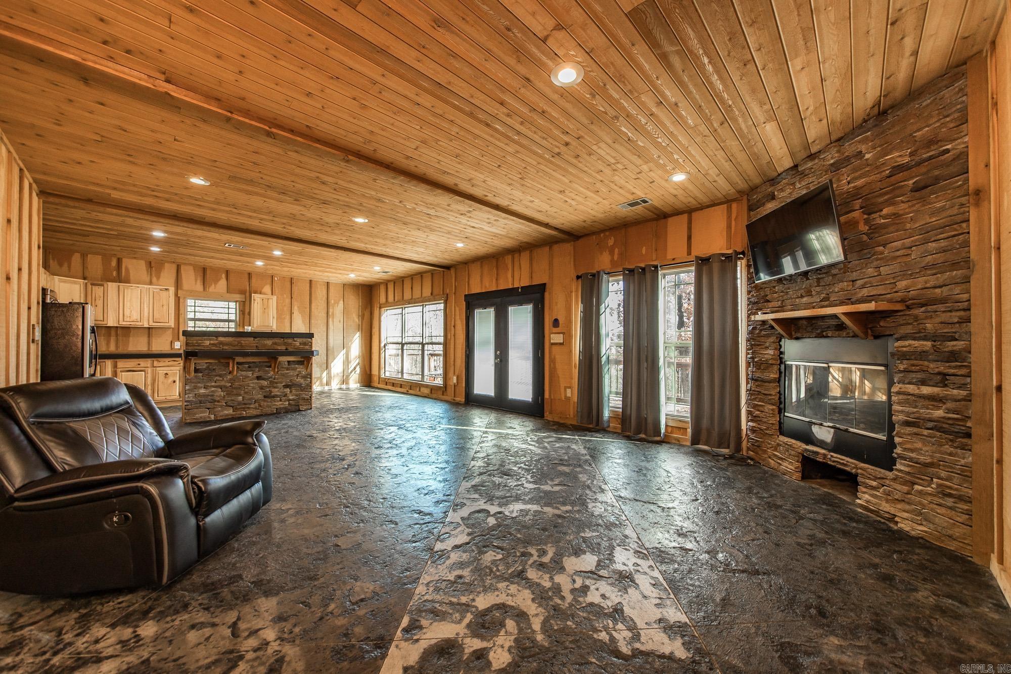 94 Jerry Ln. Quitman, AR 72131