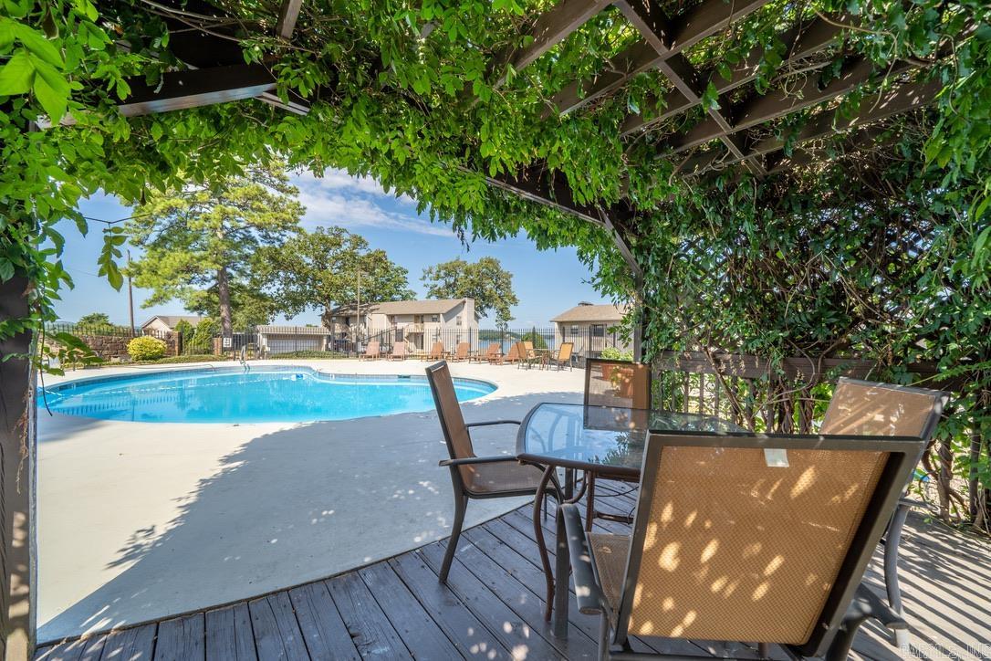 120 Catalina  Lakeside, AR