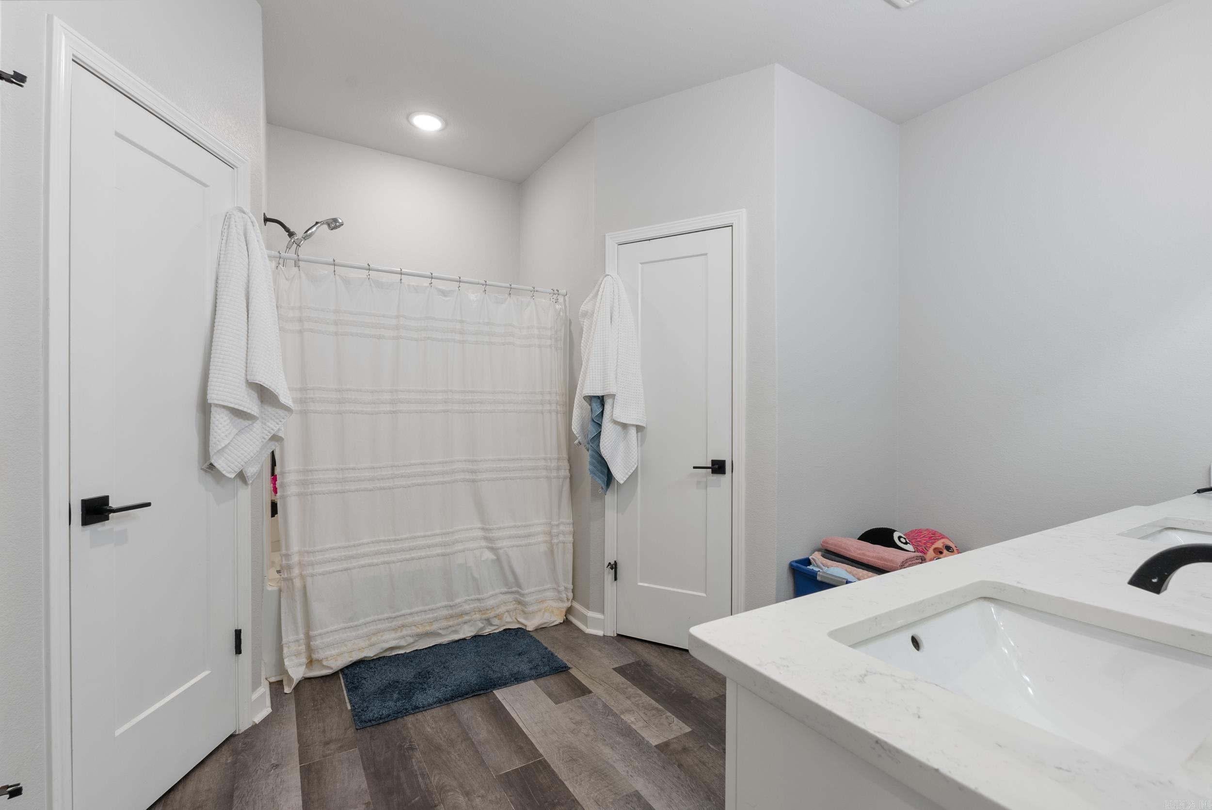 26543 S Sardis Road  Bauxite, AR