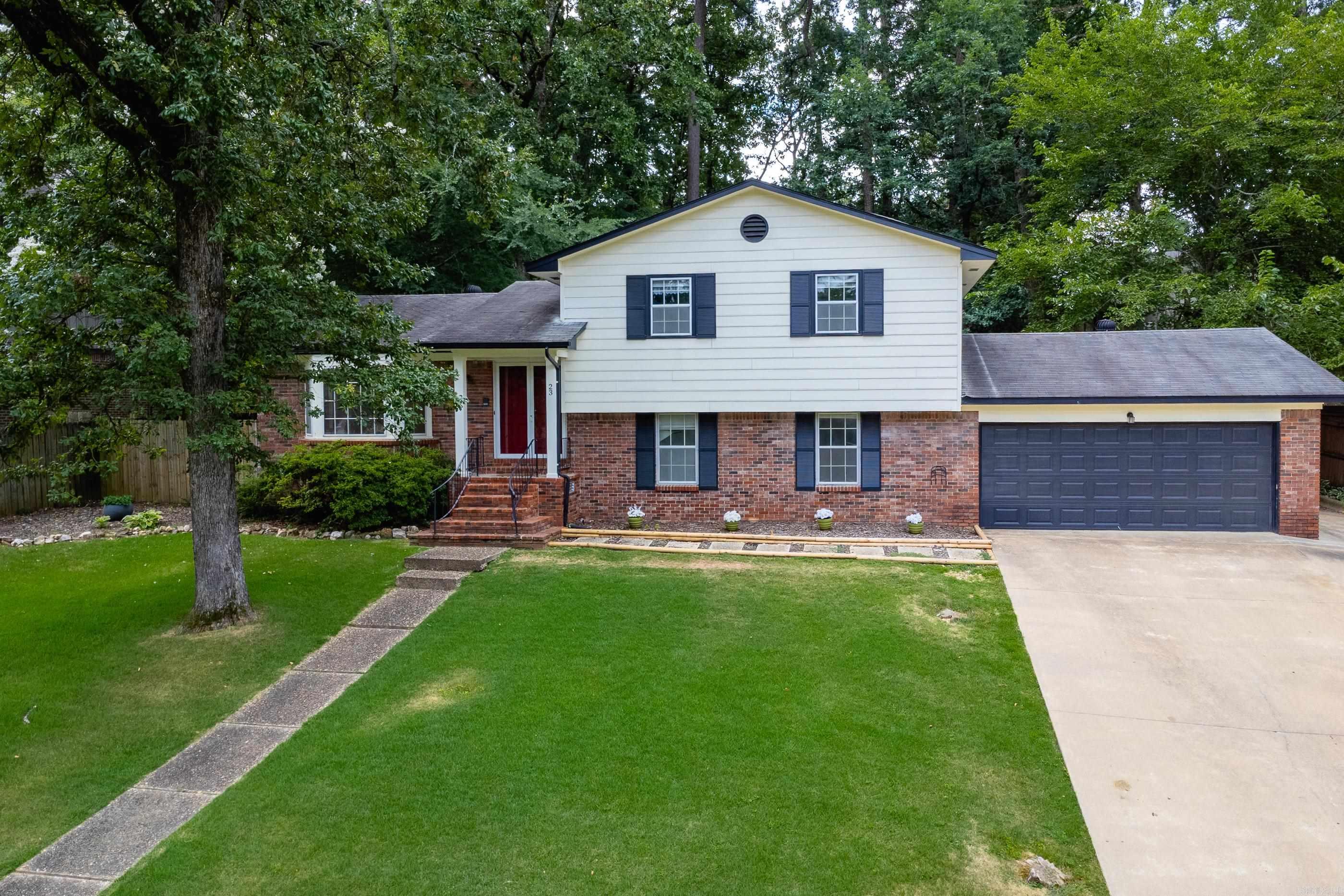 23 Inverness Cir  Little Rock, AR