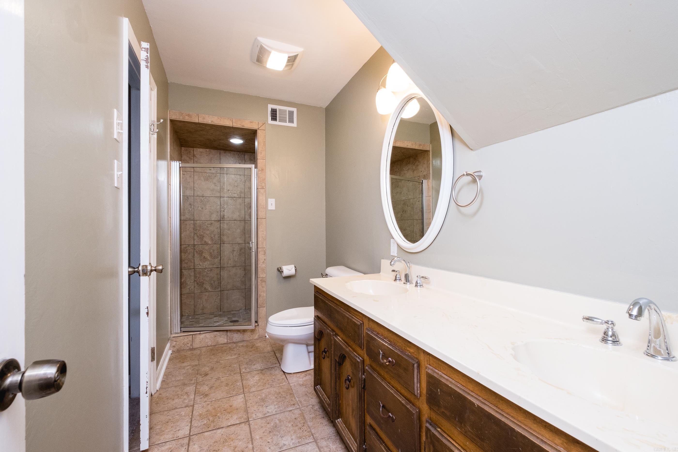 23 Inverness Cir  Little Rock, AR