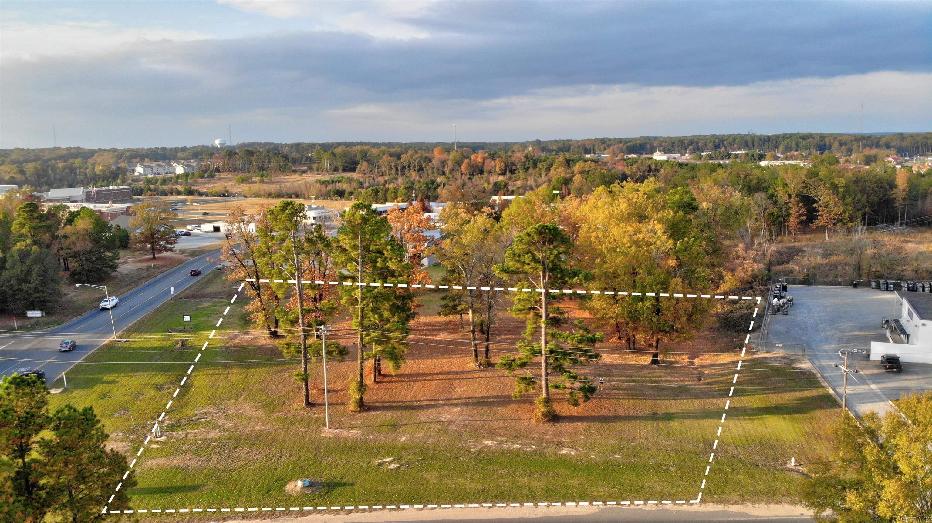  1.98 acres on Timberlane & Haynesville Hwy  El Dorado, AR