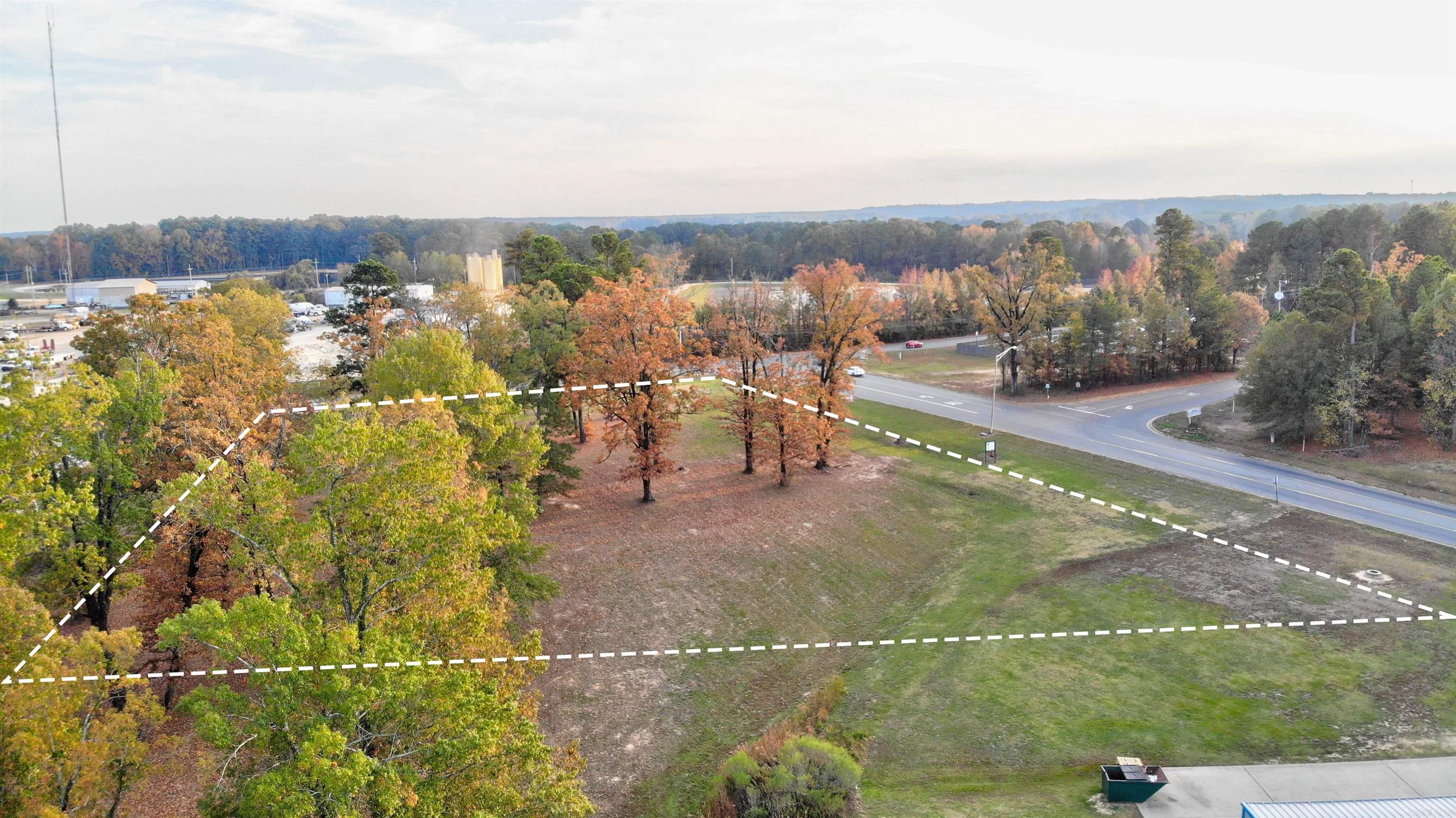  1.98 acres on Timberlane & Haynesville Hwy  El Dorado, AR