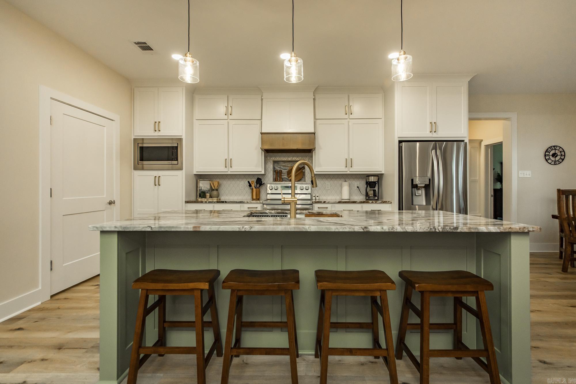 455 EAST SHORE  Drasco, AR