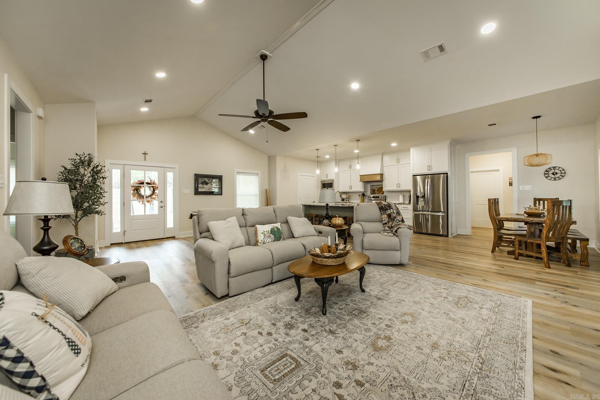 455 EAST SHORE  Drasco, AR