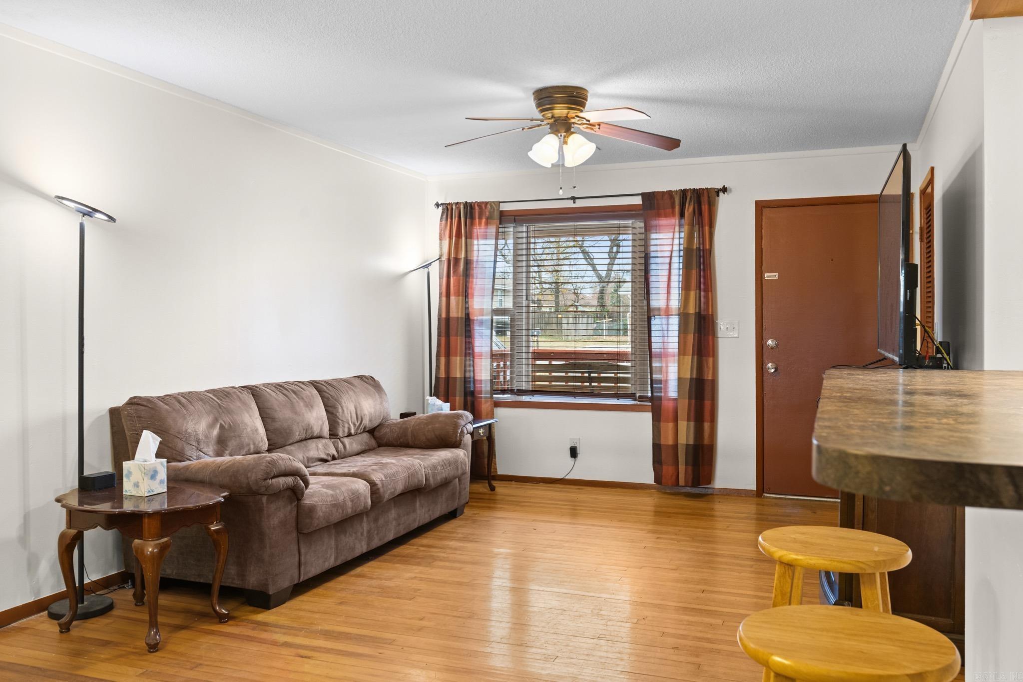 438 Glenstone Drive  Mountain Home, AR