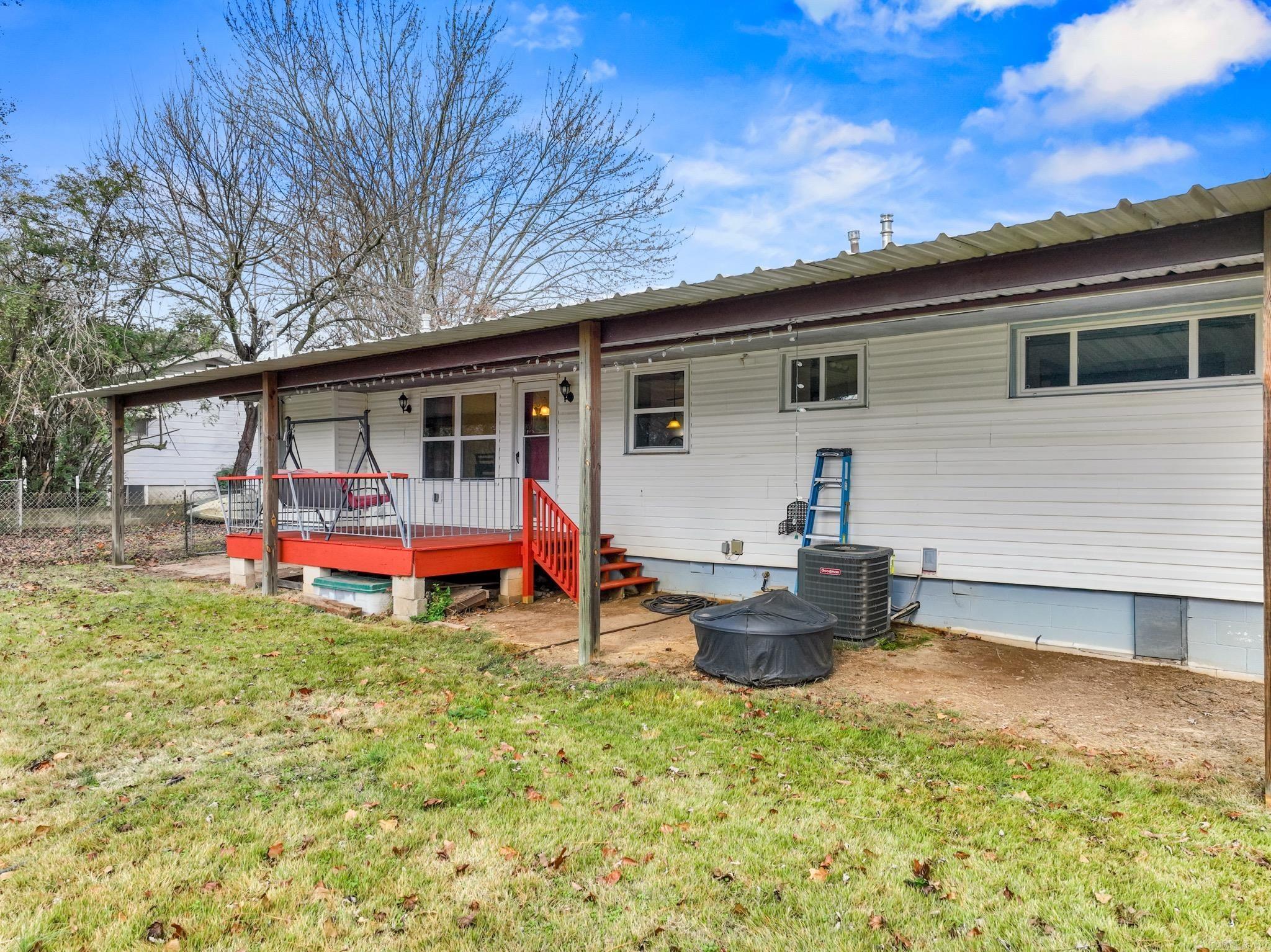 438 Glenstone Drive  Mountain Home, AR